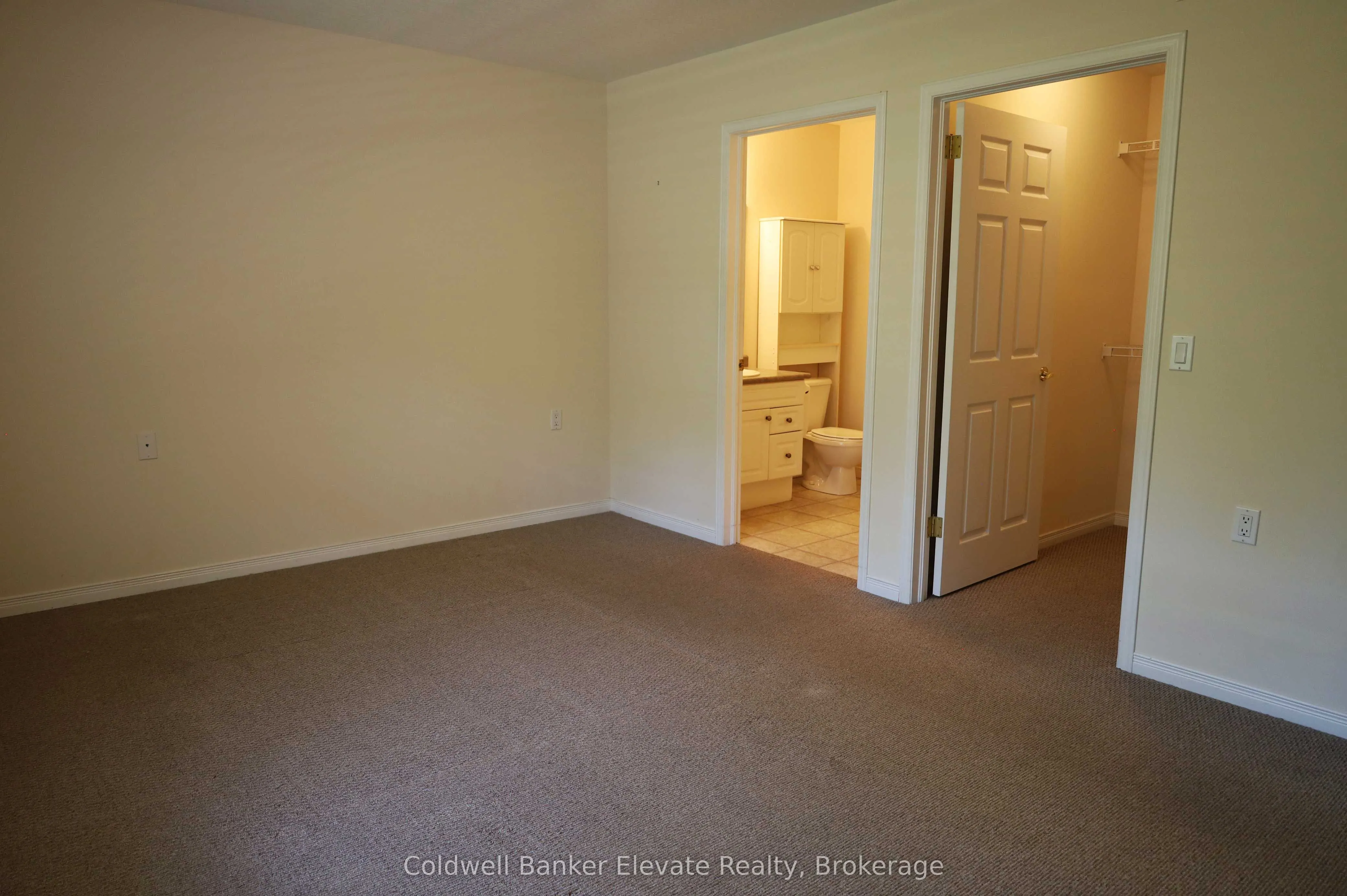 2705 KINGSWAY Drive, #16