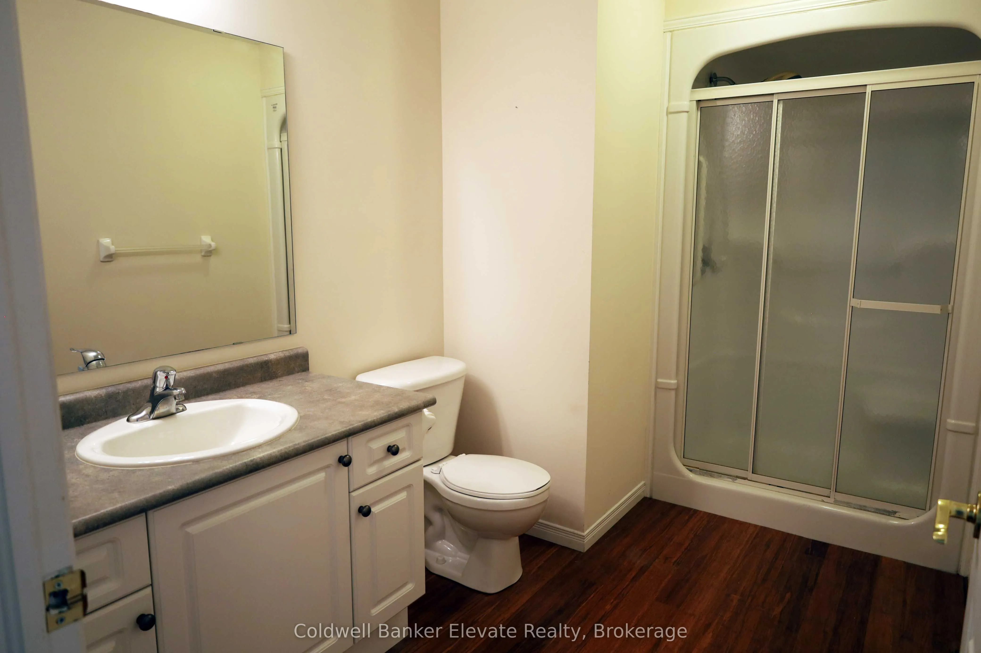 2705 KINGSWAY Drive, #16