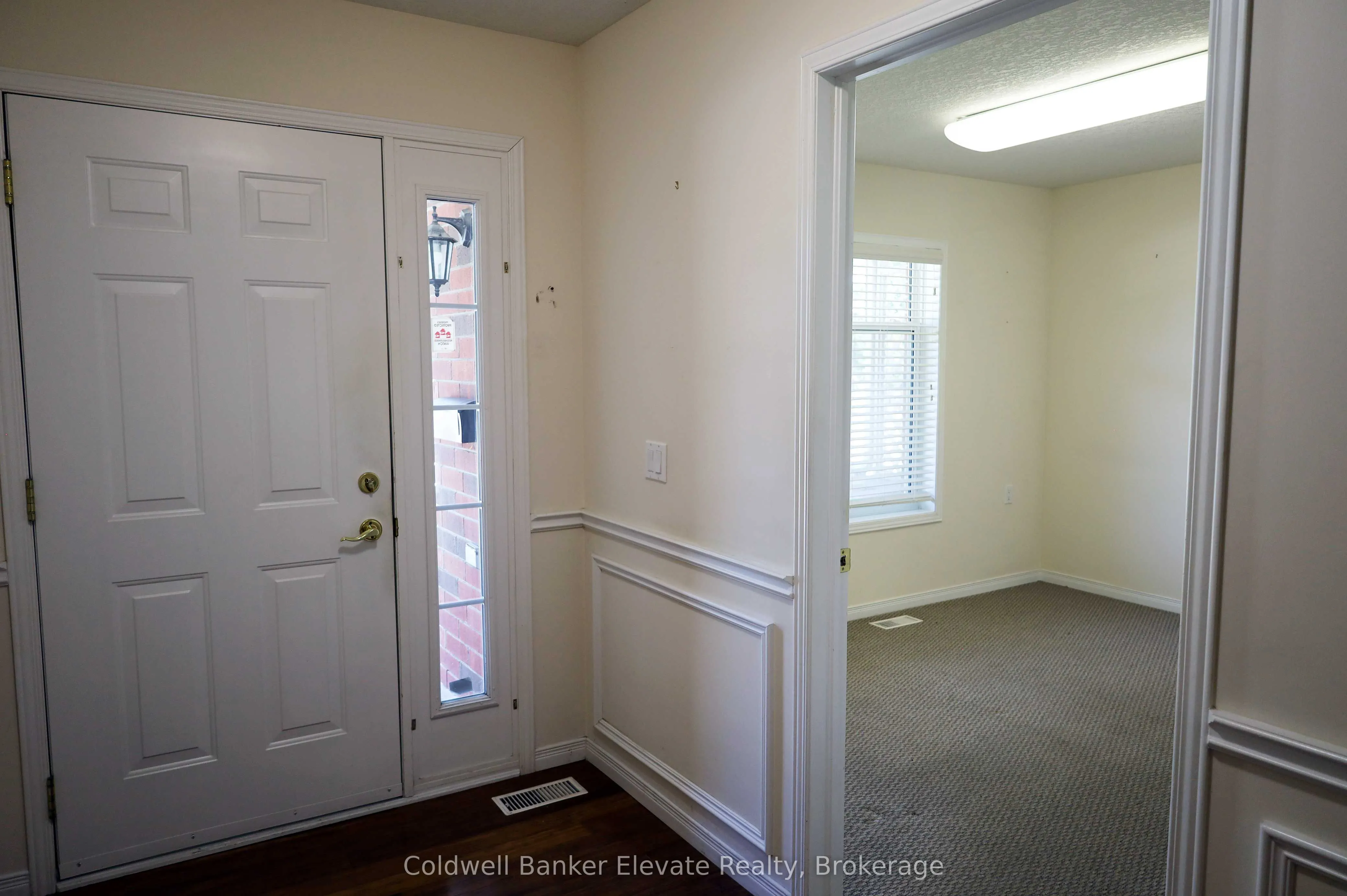 2705 KINGSWAY Drive, #16