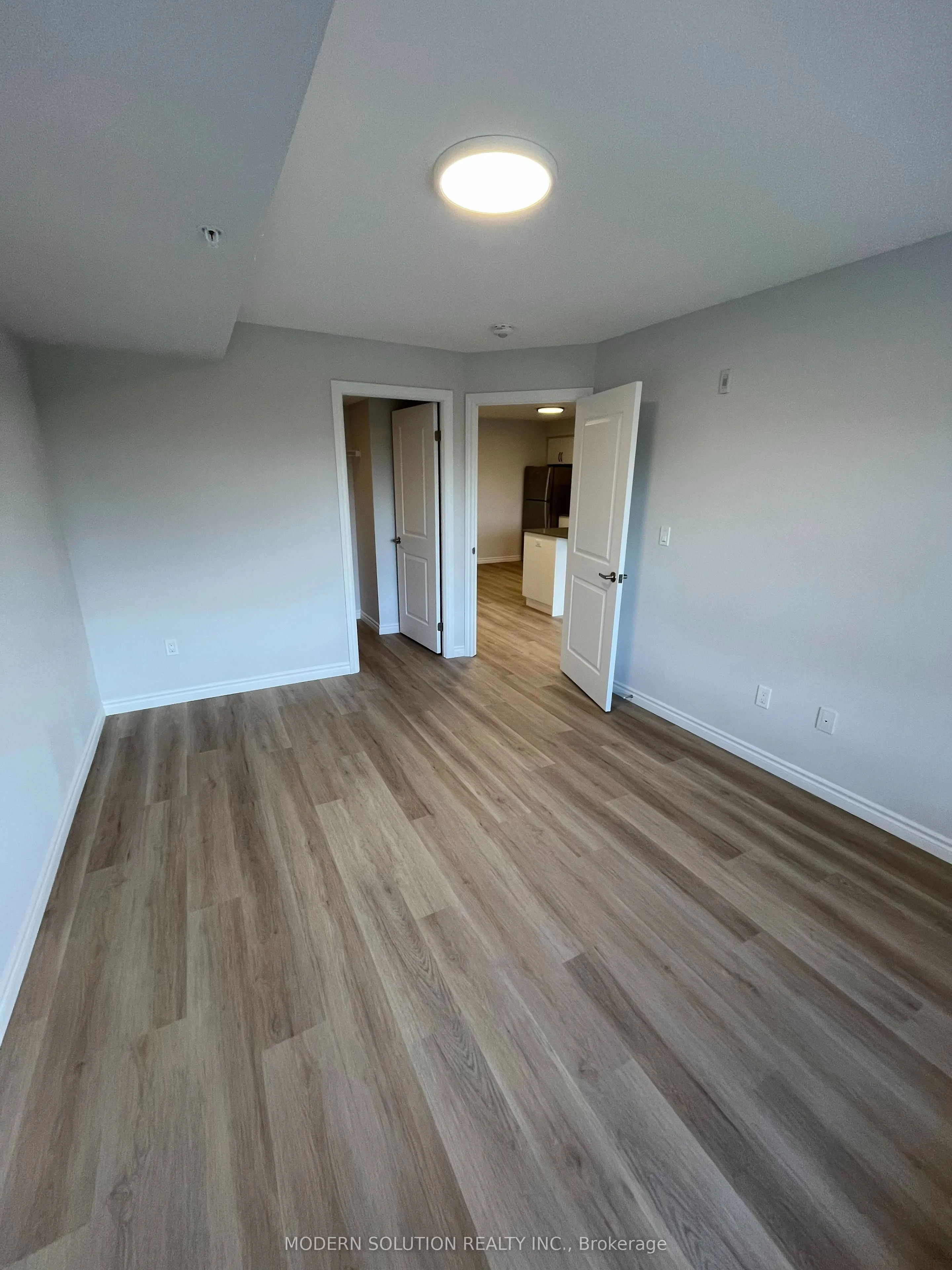 425 Watson Parkway N, #412