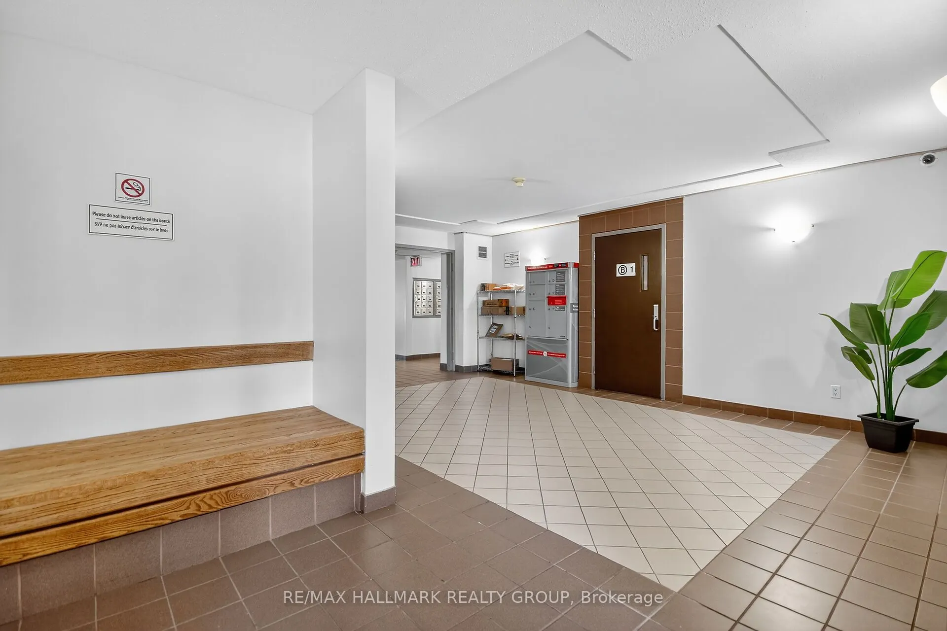 270 Brittany Drive, #306