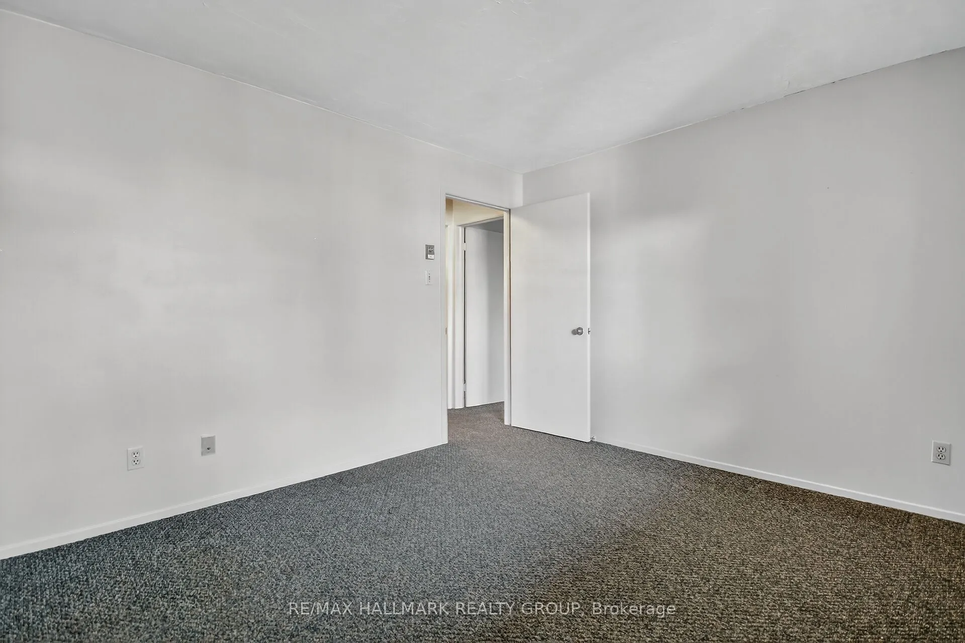 270 Brittany Drive, #306