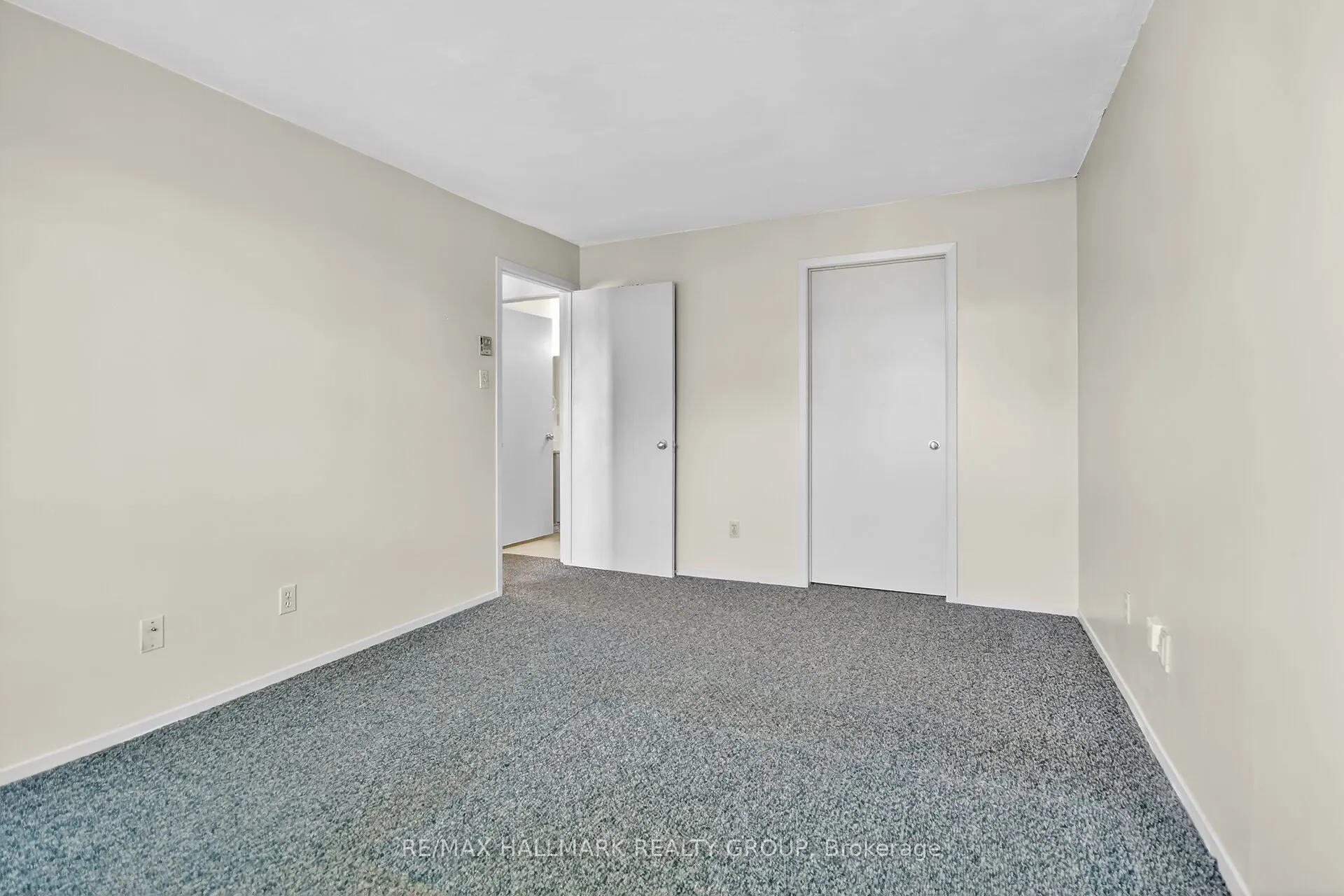 270 Brittany Drive, #306