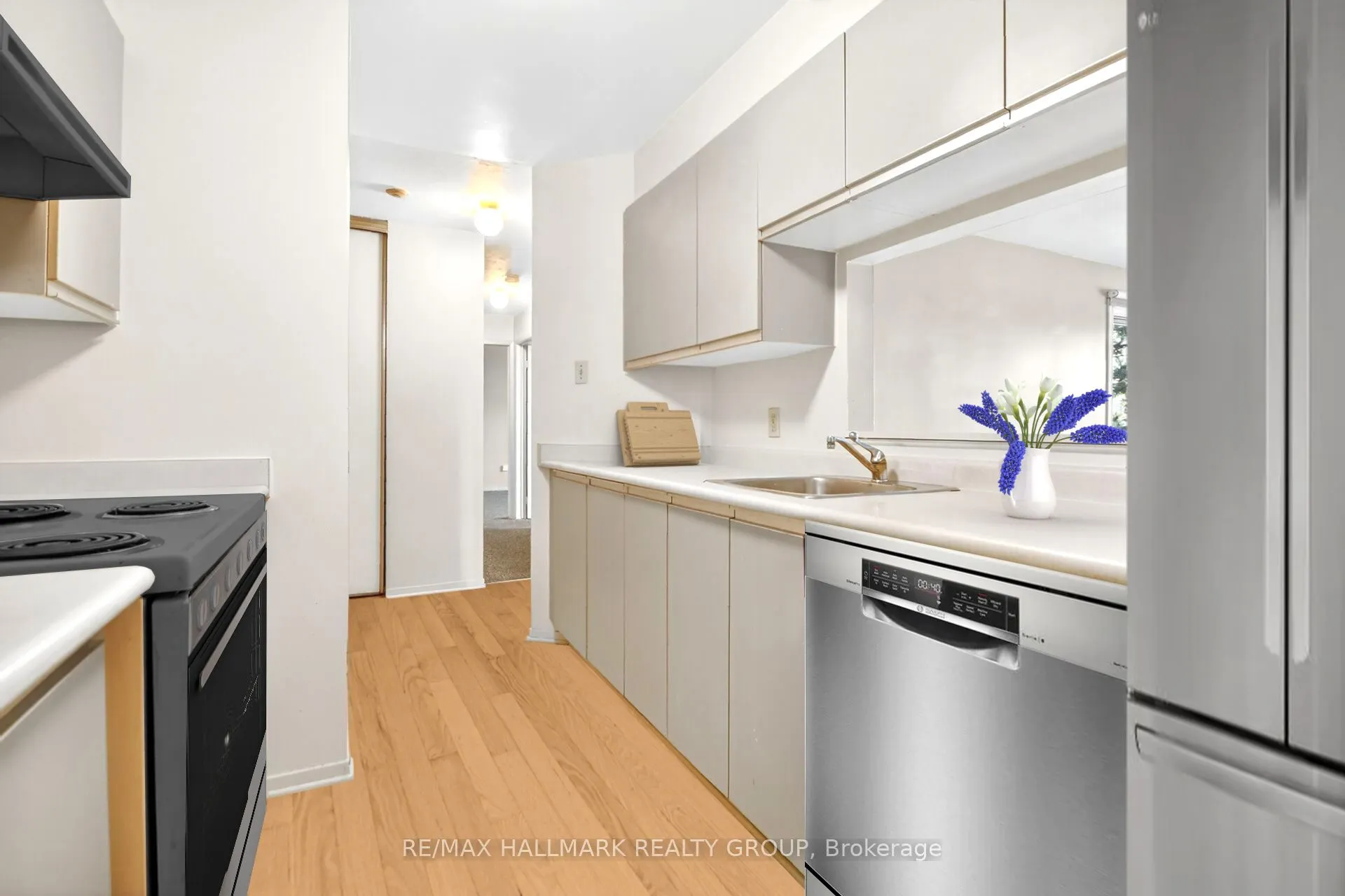 270 Brittany Drive, #306