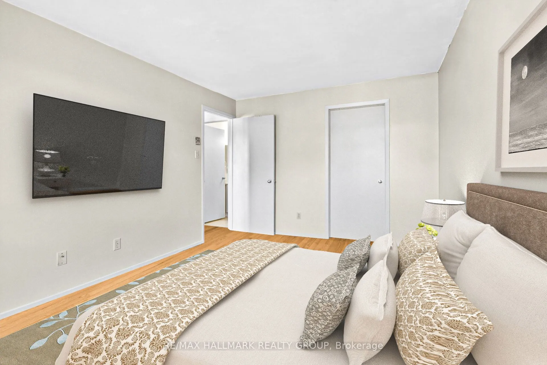 270 Brittany Drive, #306
