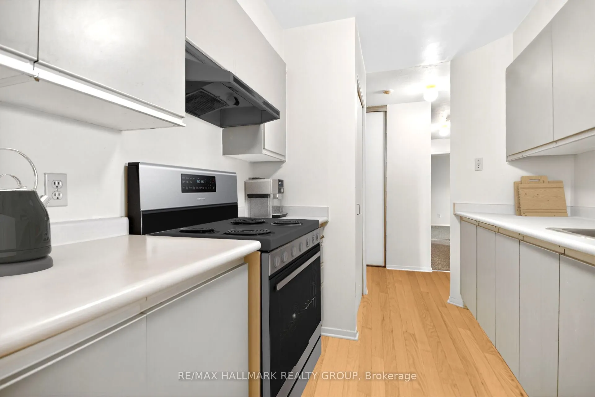 270 Brittany Drive, #306