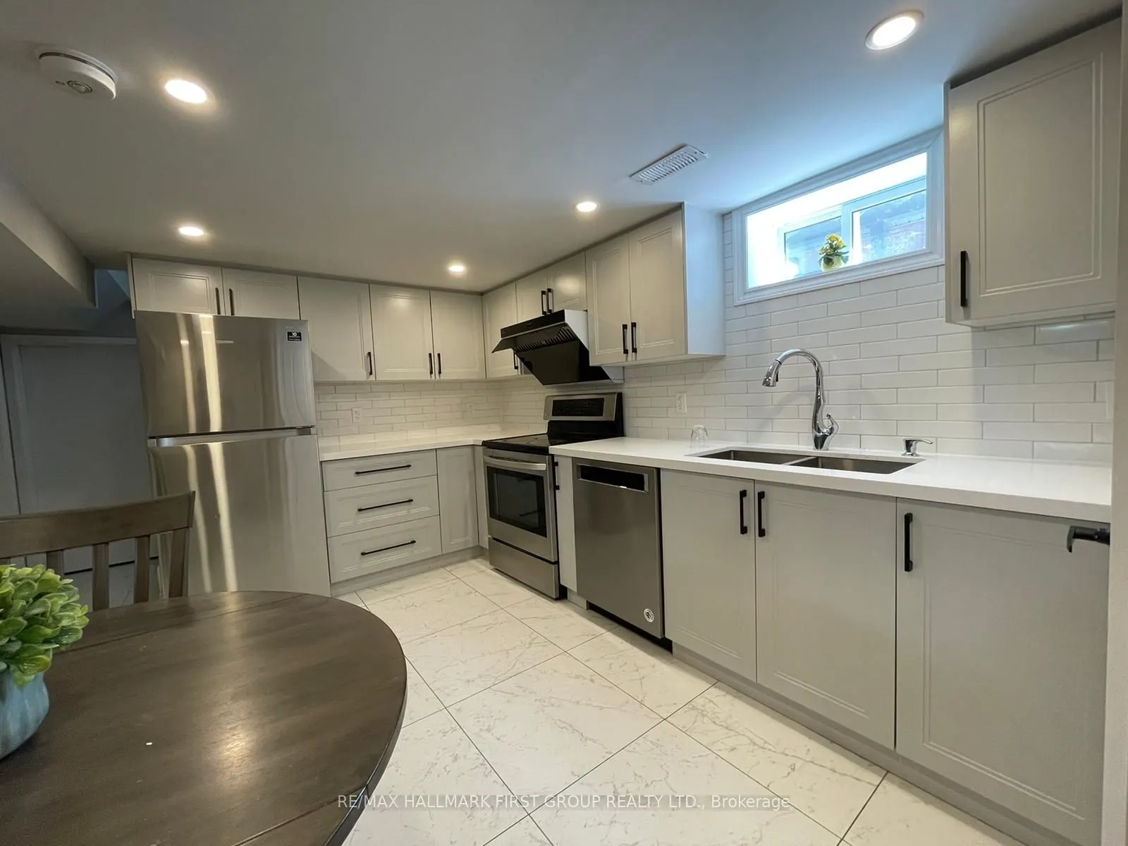 1176 Milburn Street, #Lower