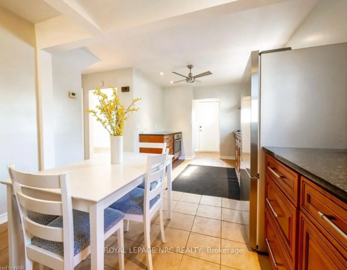 3090 Dorchester Road