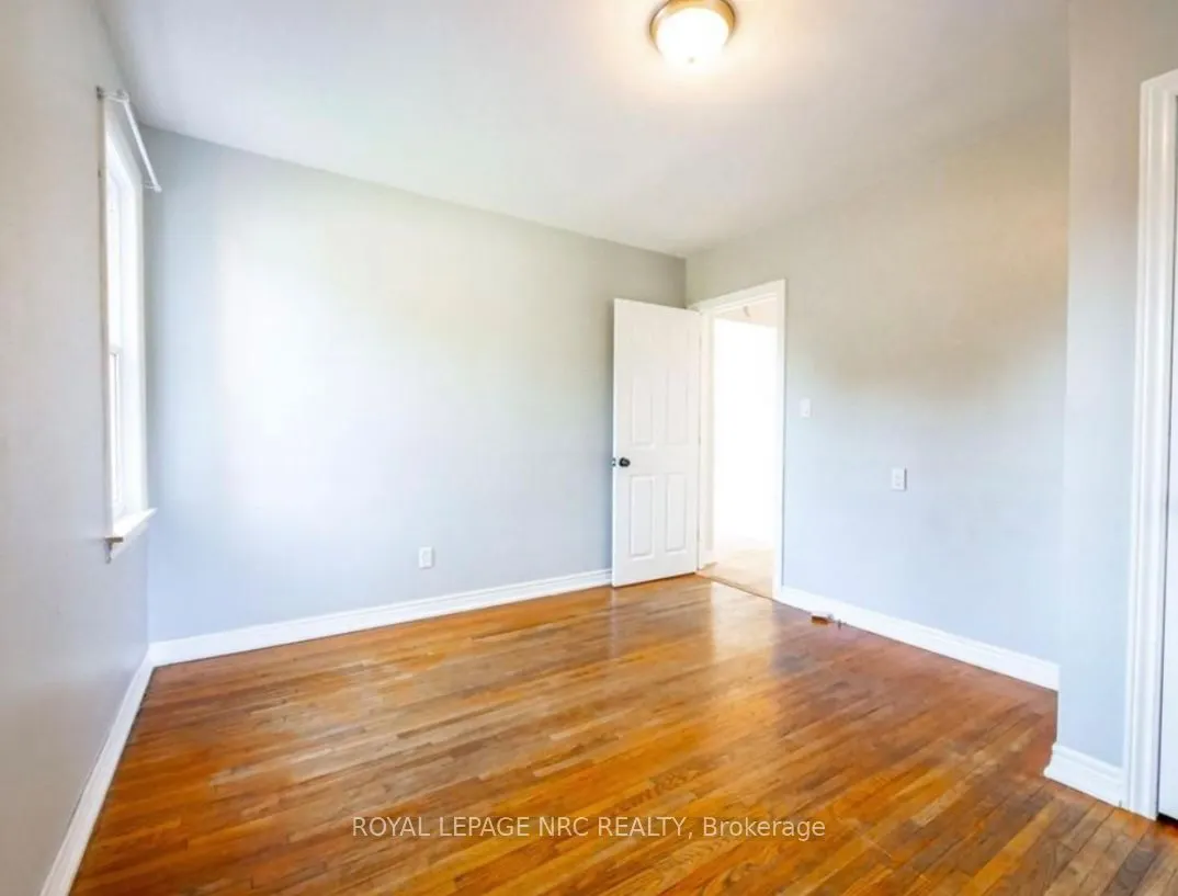 3090 Dorchester Road