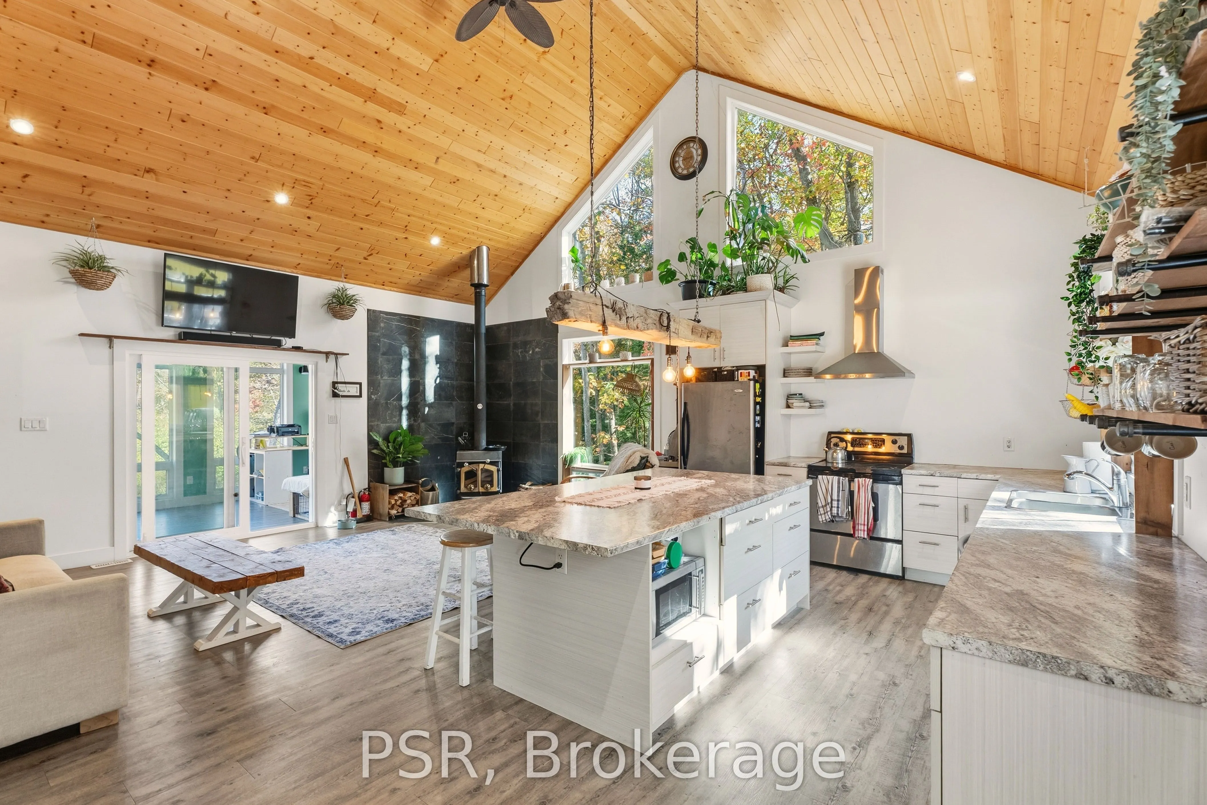 1194 Muskoka Road 38