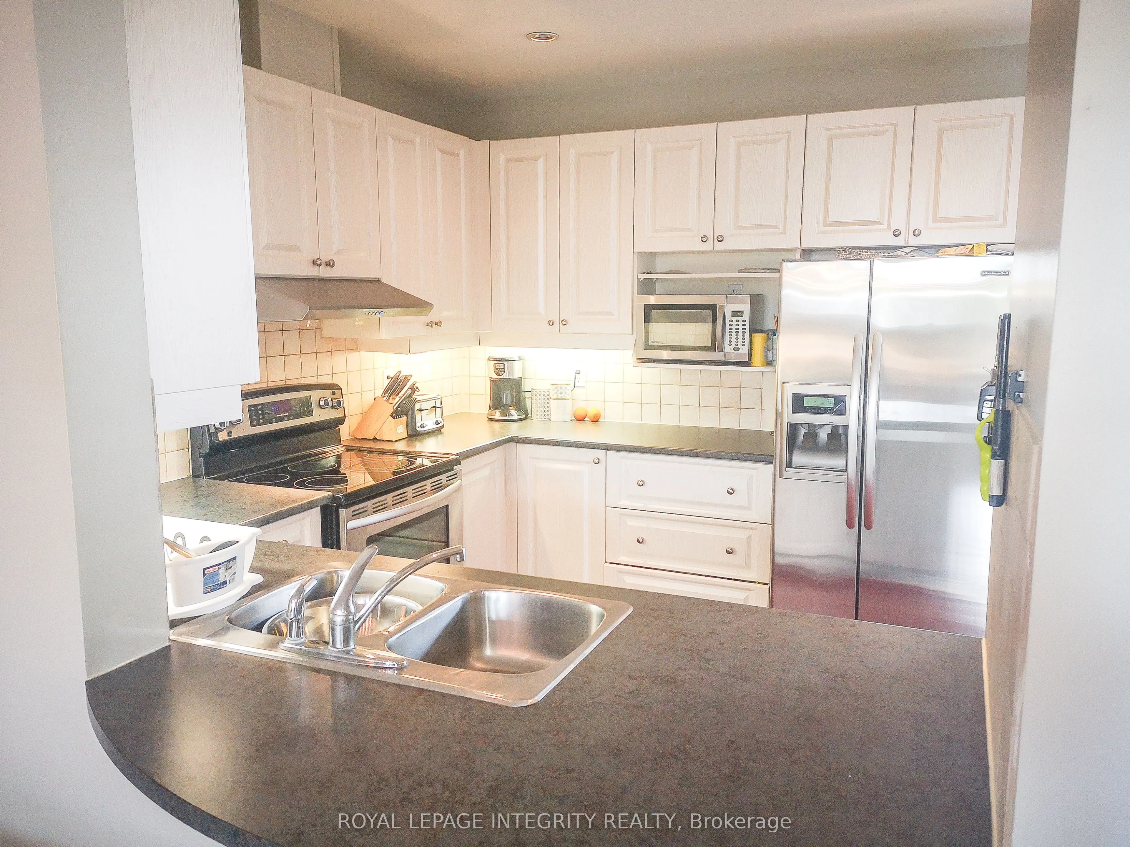 180 Clearview Avenue