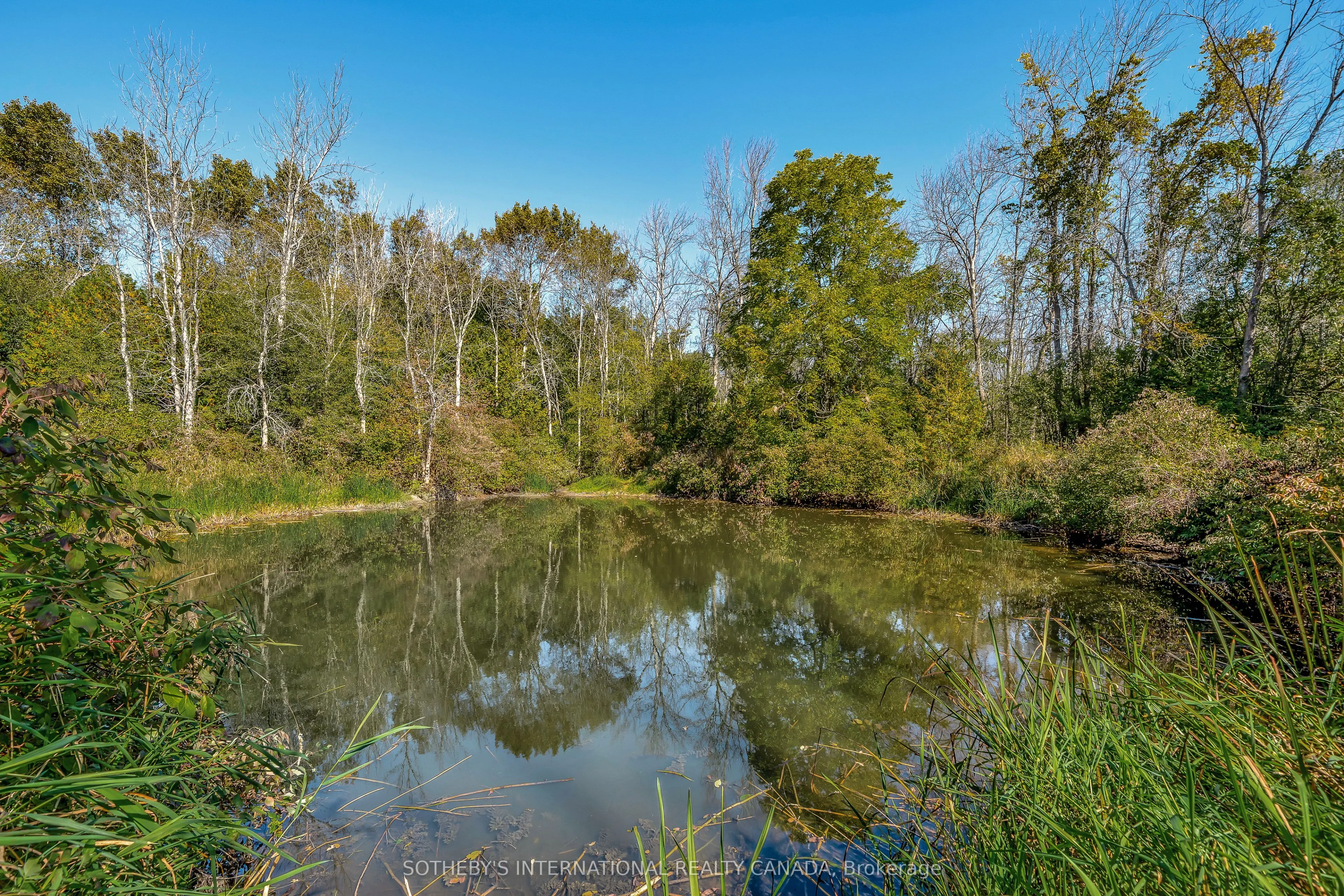 220 Easterbrook Road S