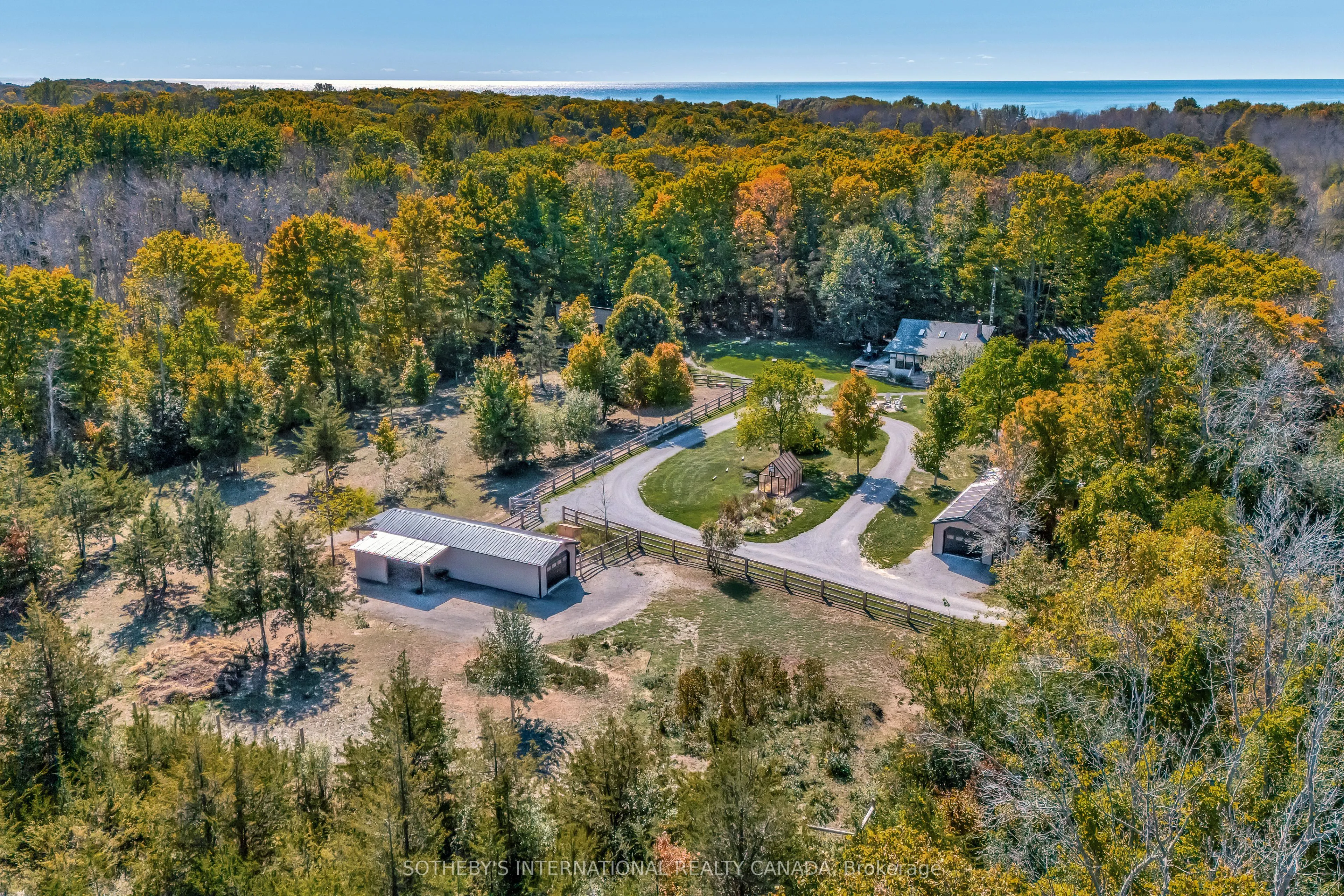 220 Easterbrook Road S