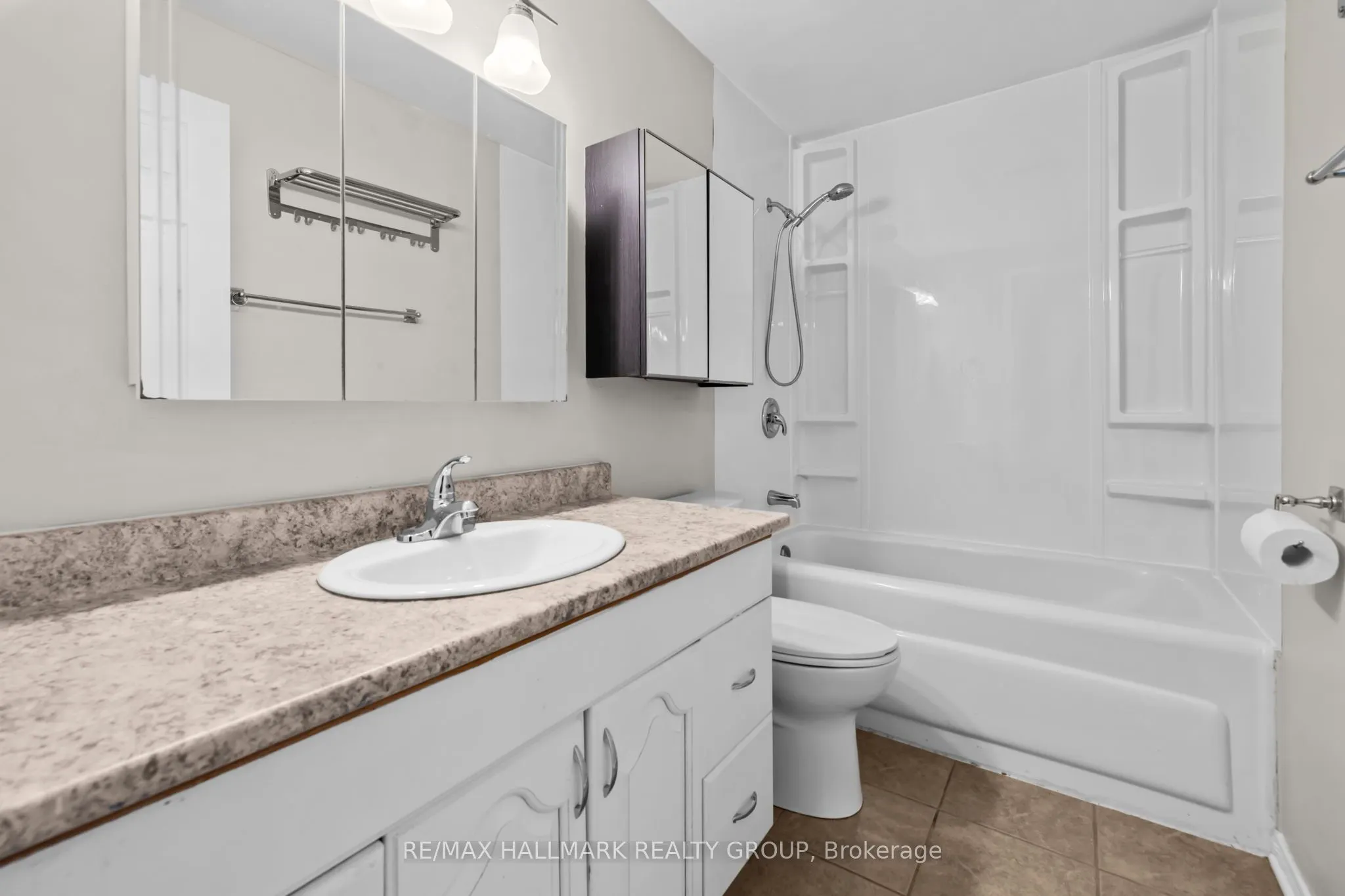 82 Glamorgan Drive