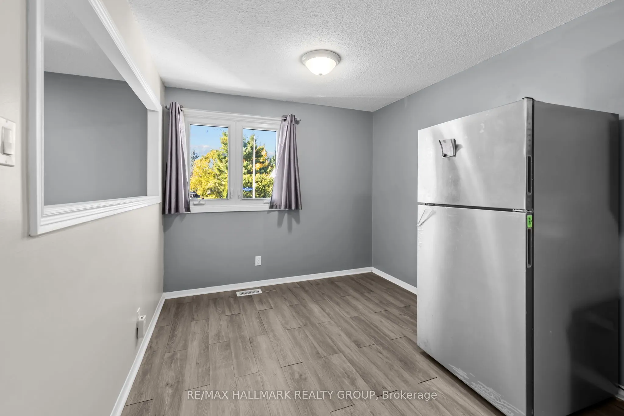 82 Glamorgan Drive