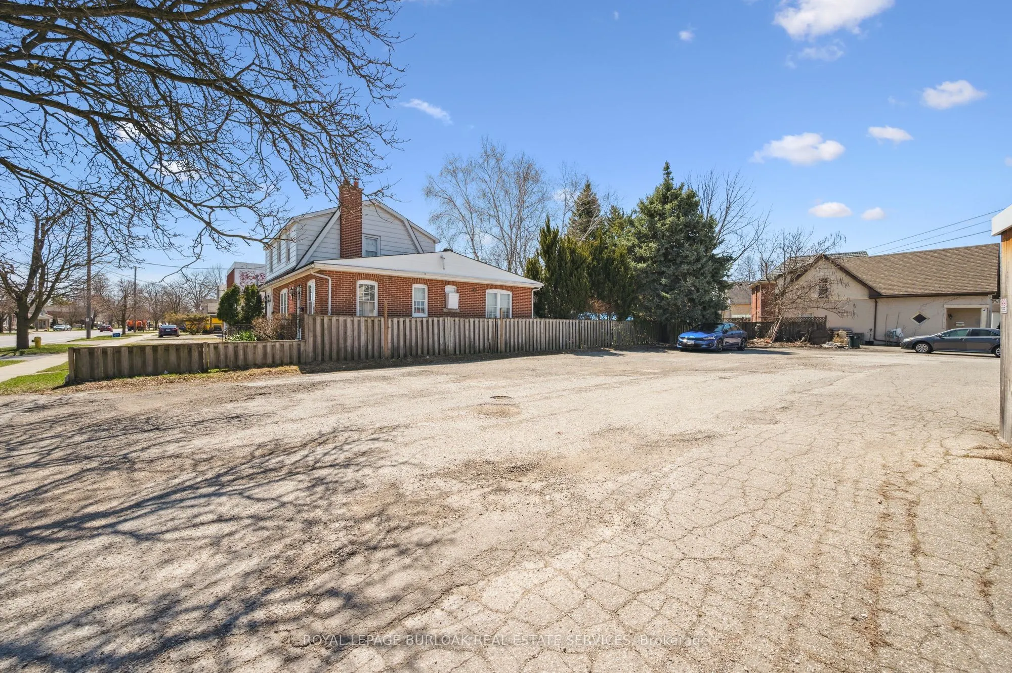 75-79 Erie Avenue