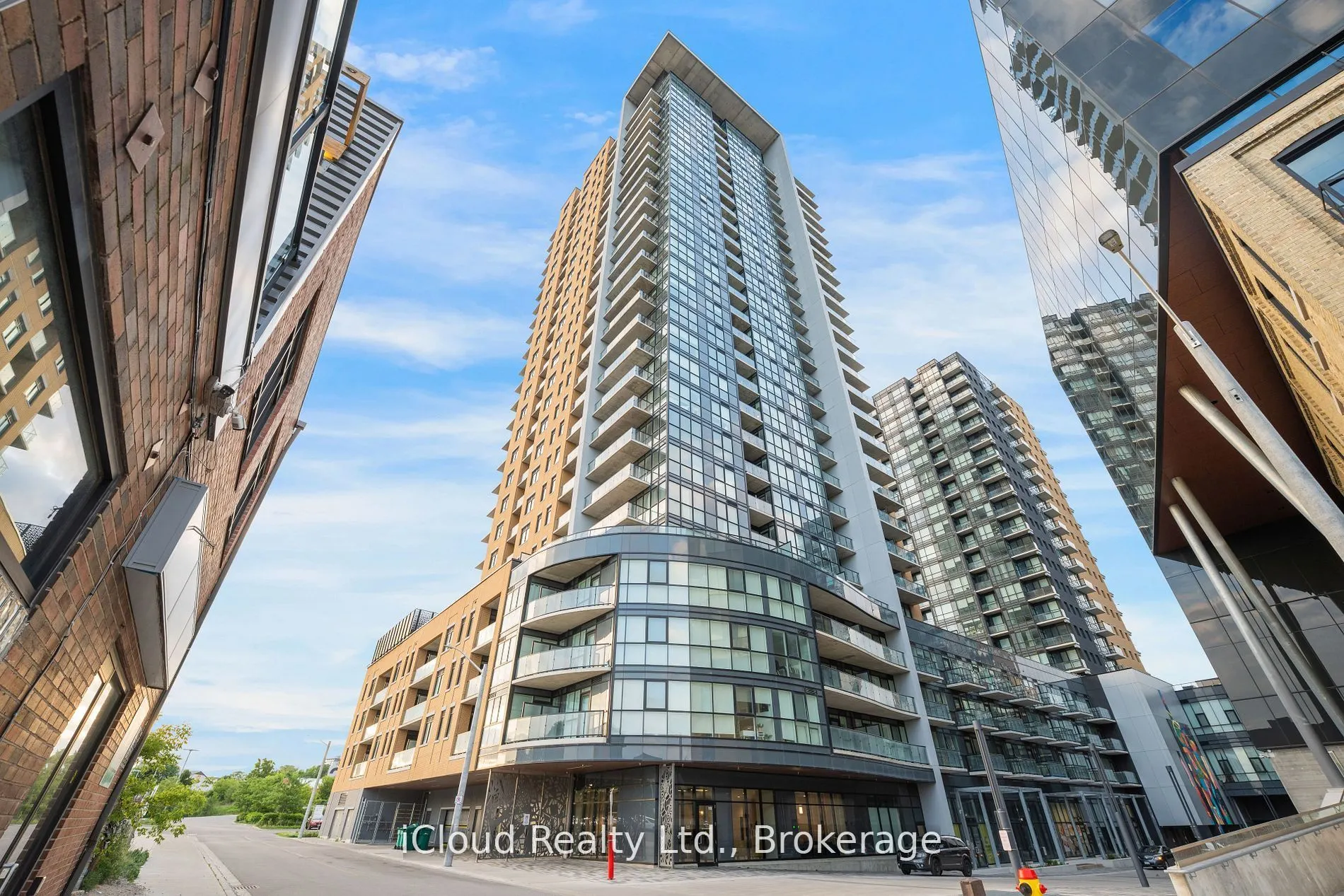 108 Garment Street, #1502