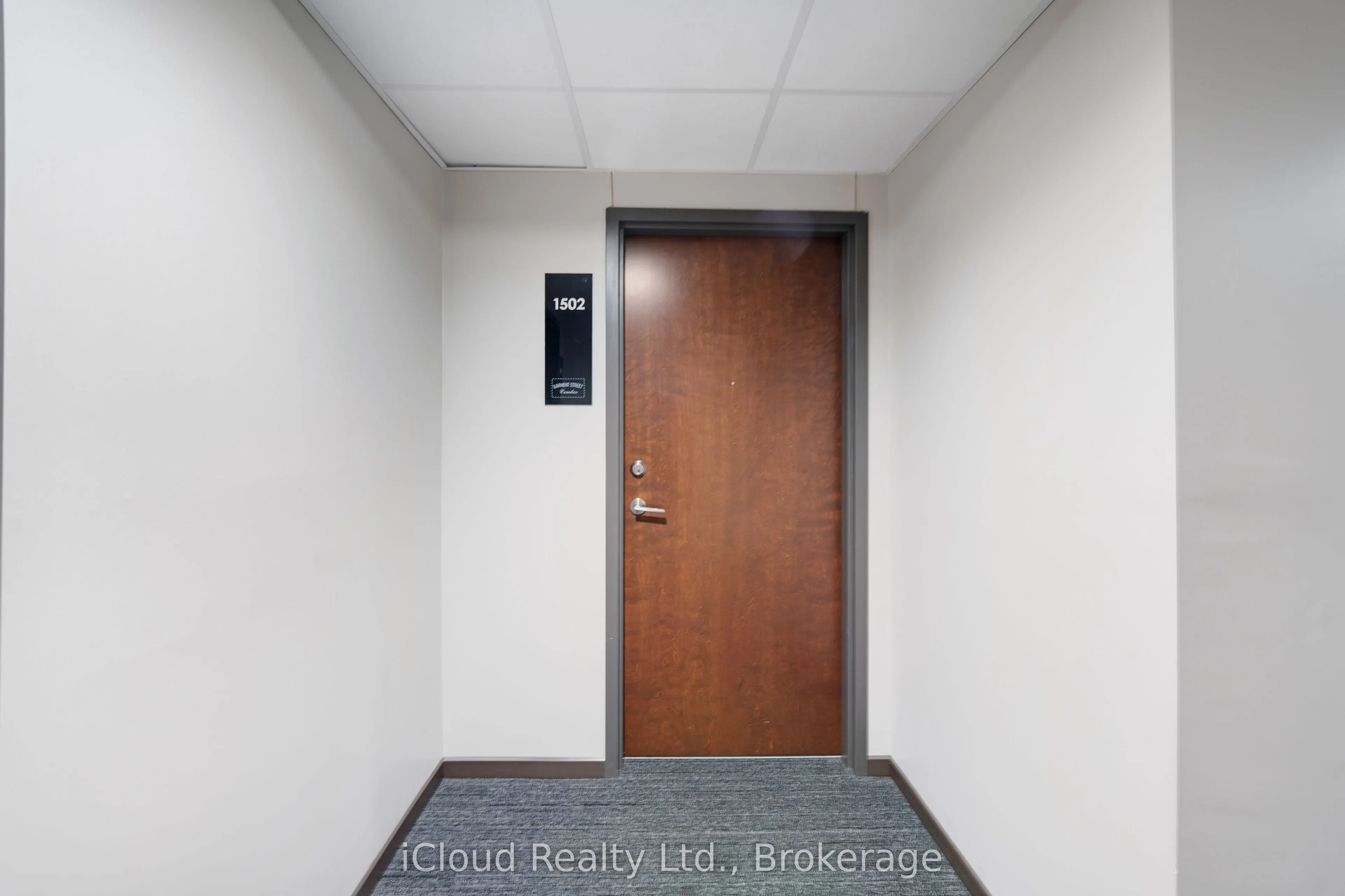 108 Garment Street, #1502