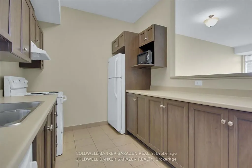 100 Roger Guindon Avenue, #903