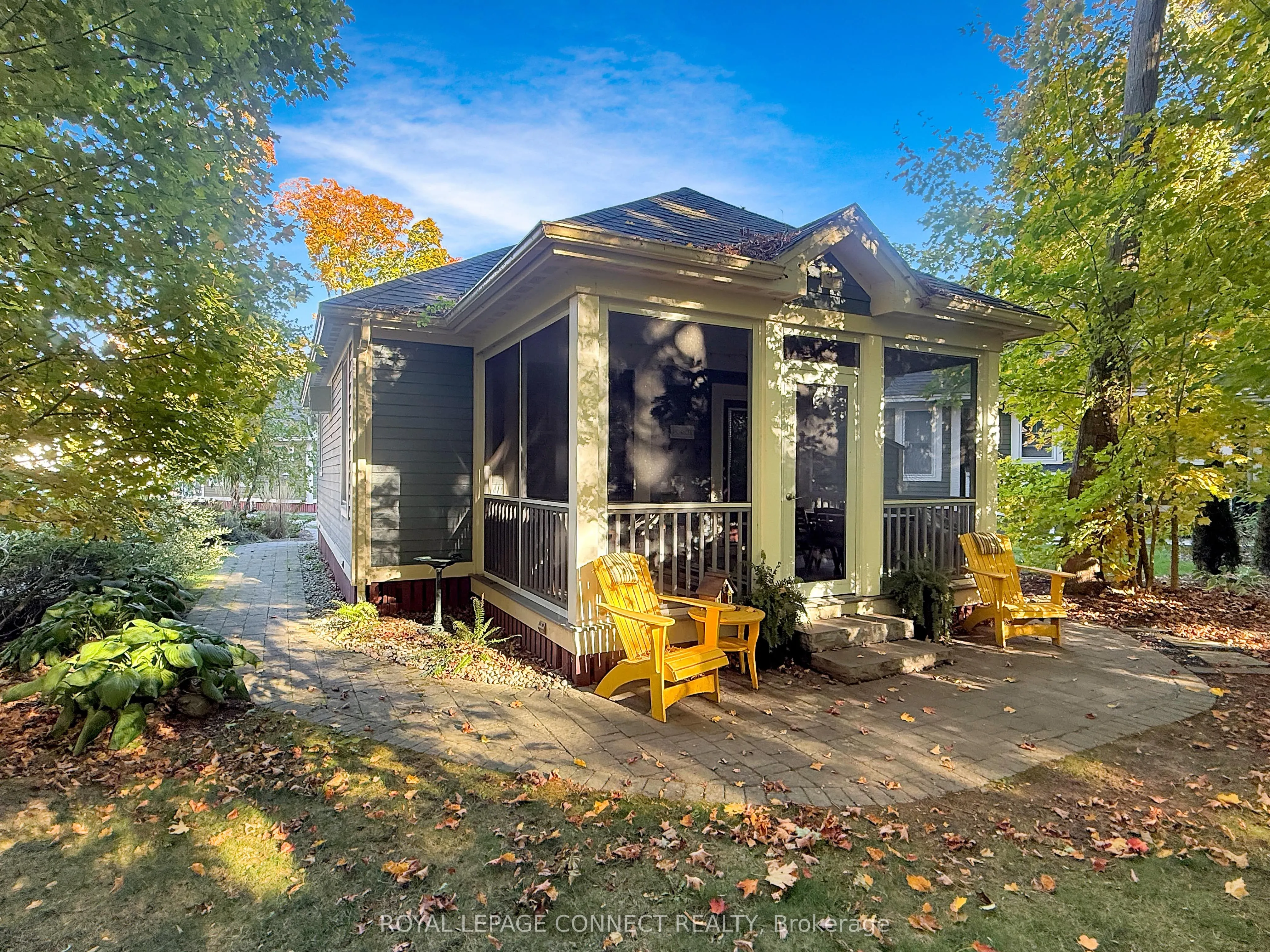36 Hollow Lane, #201