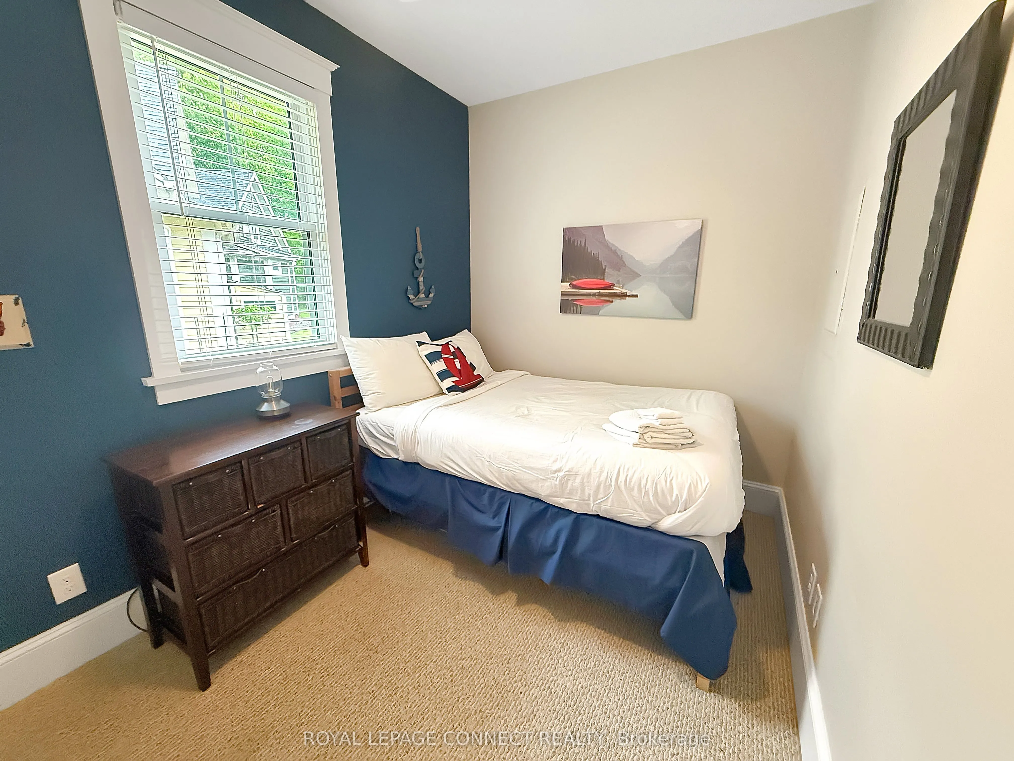 36 Hollow Lane, #201