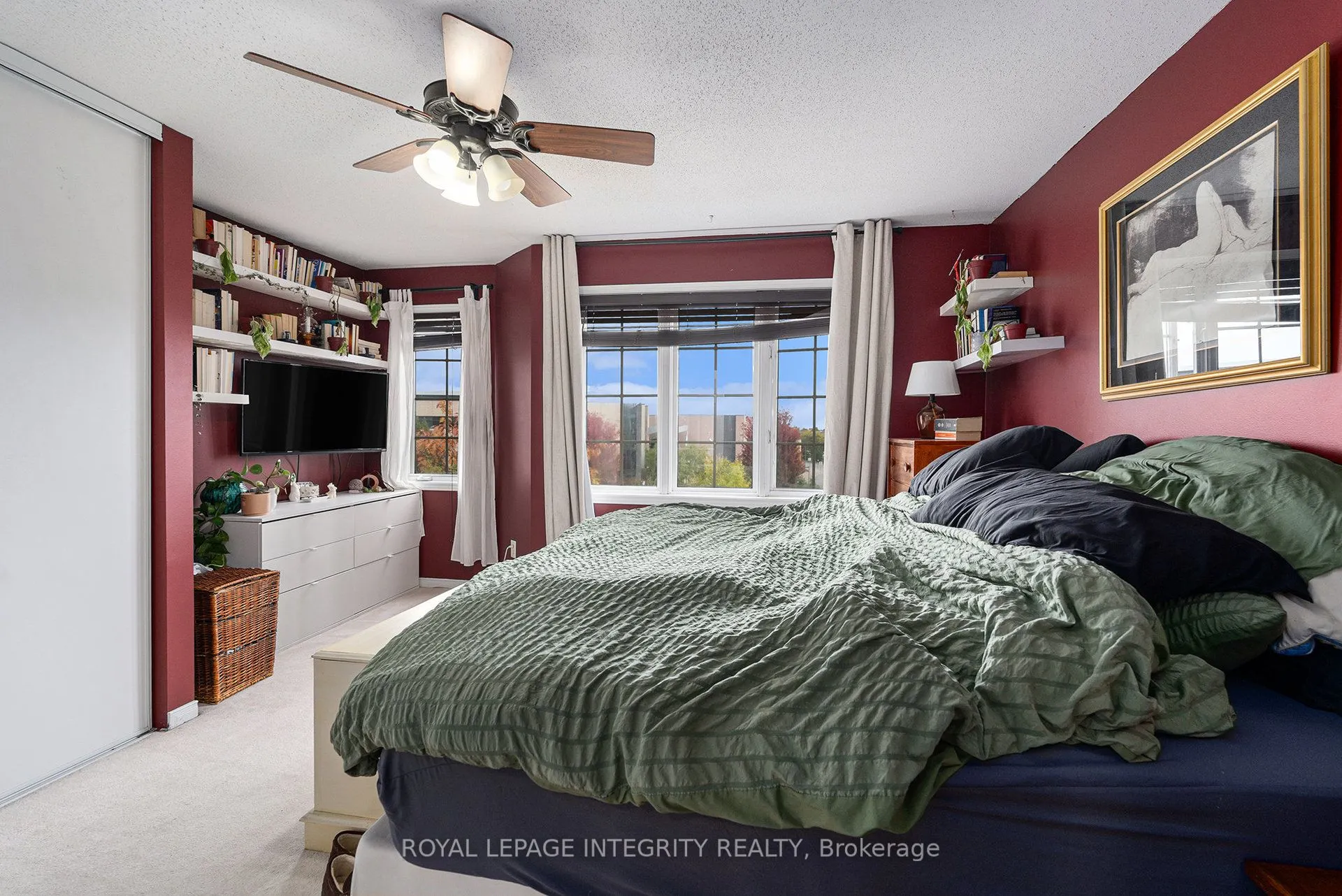 813 Longfields Drive, #10