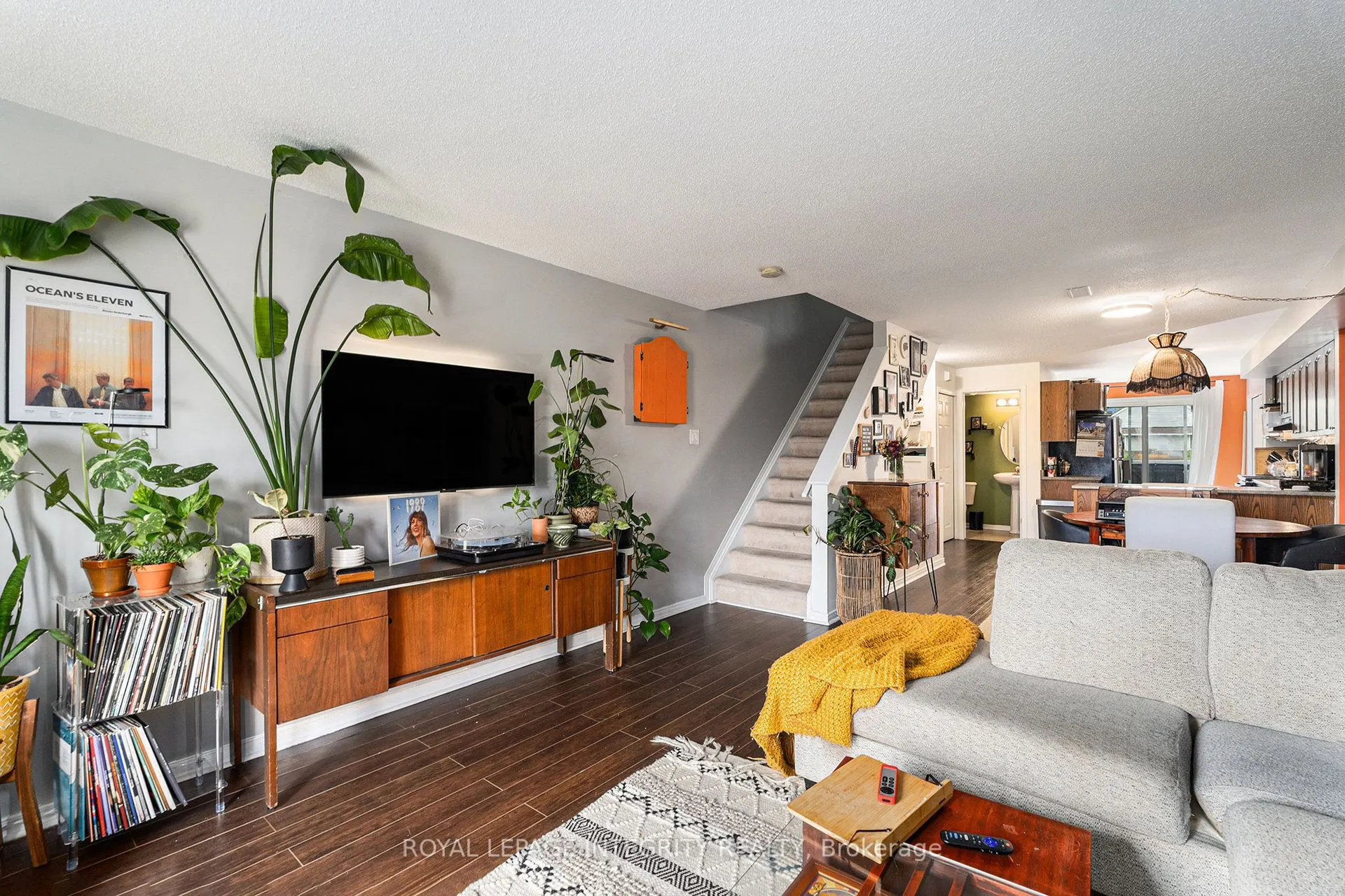 813 Longfields Drive, #10