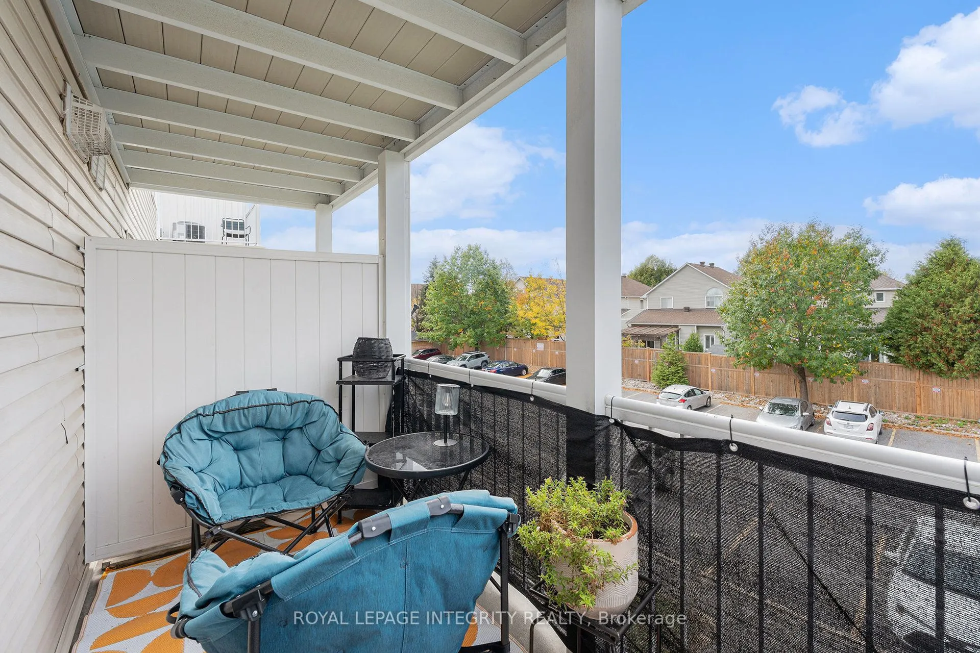 813 Longfields Drive, #10