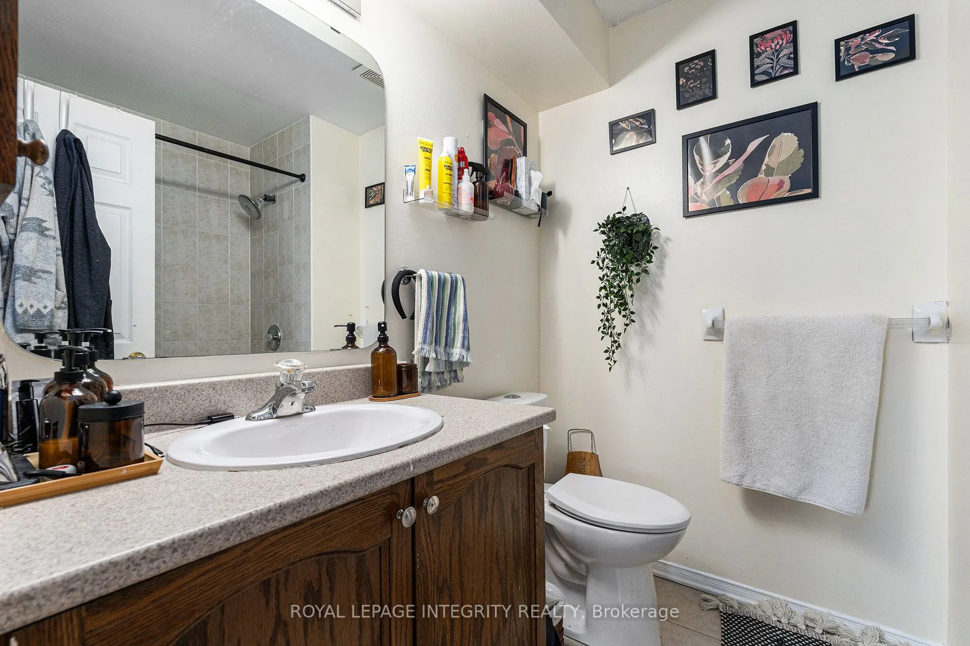 813 Longfields Drive, #10