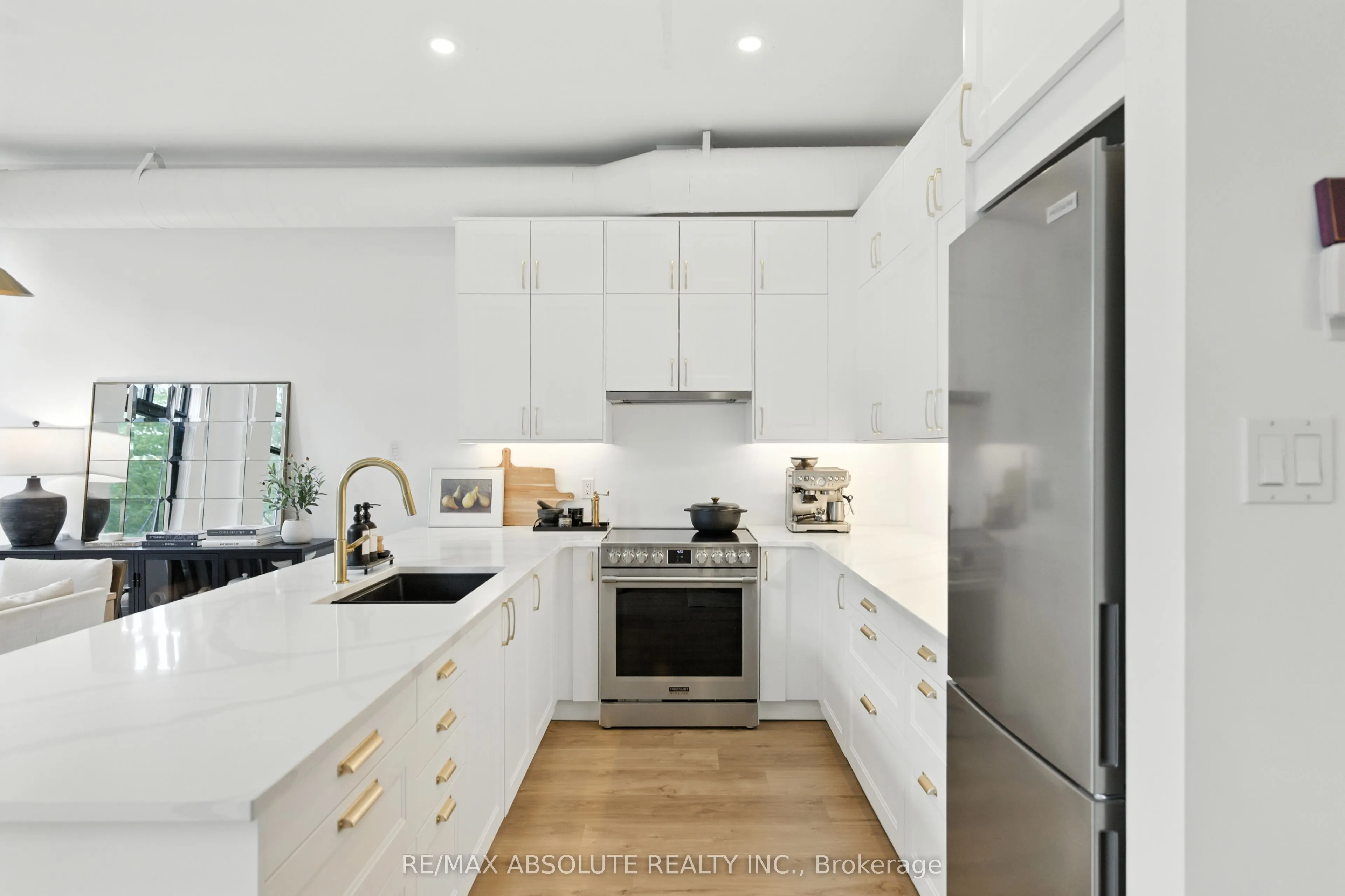 300 Powell Avenue, #314