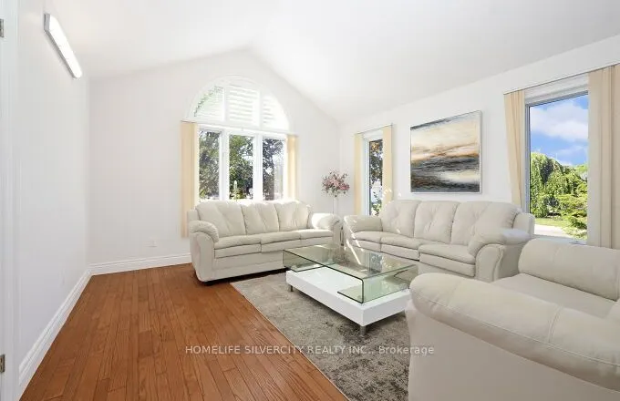 126 Montmorency Drive