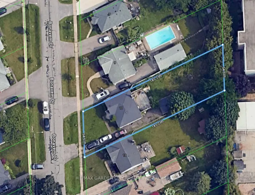 11 Bonavem Drive