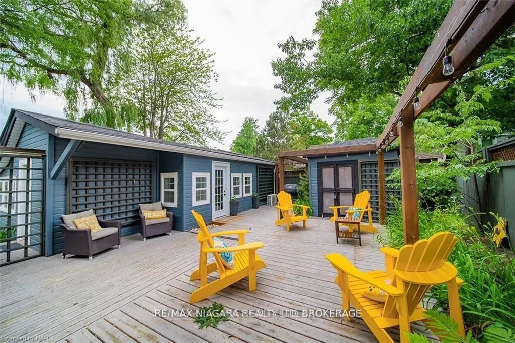 343 Cambridge Road W