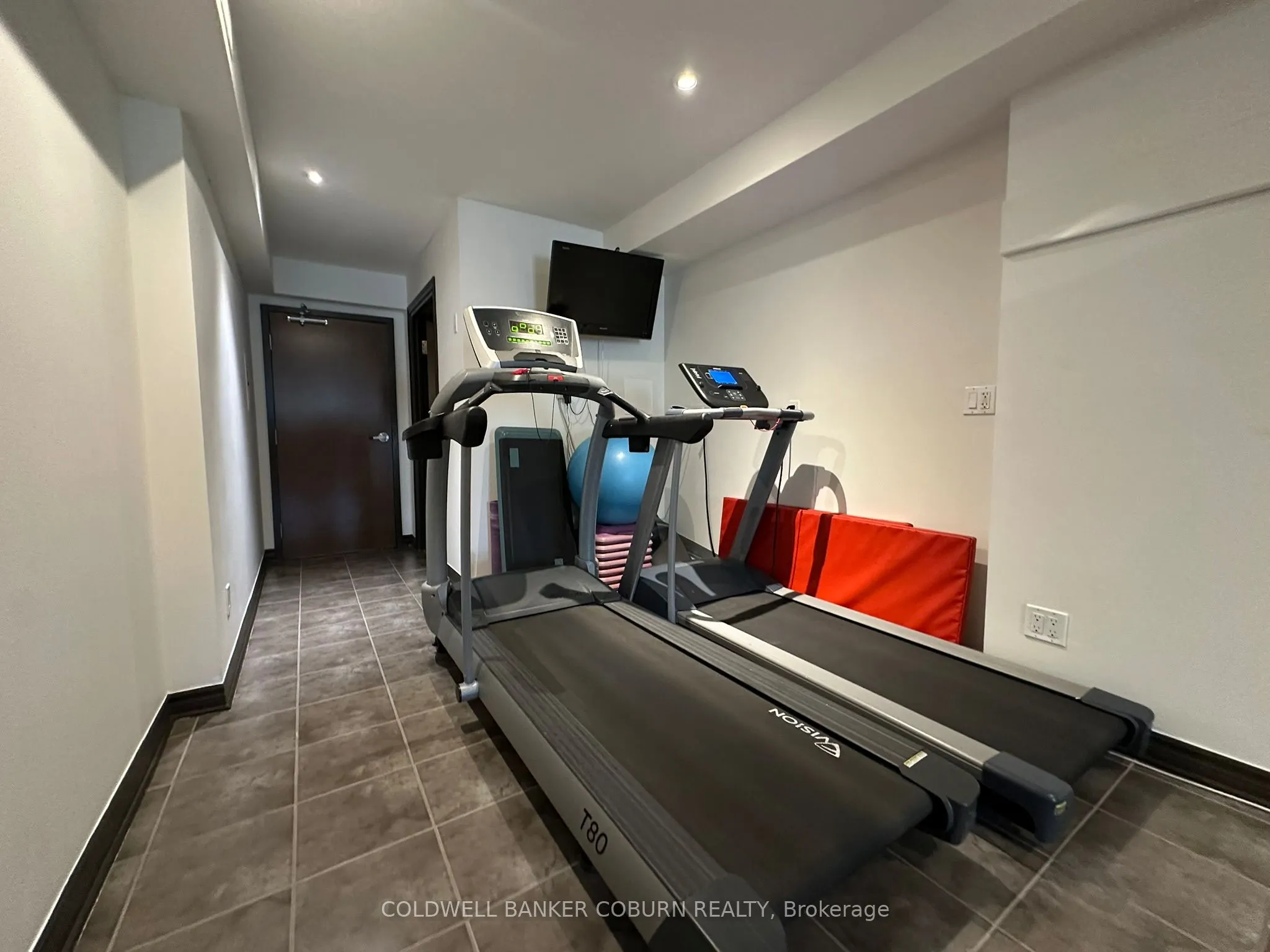 398 Van Buren Street, #301