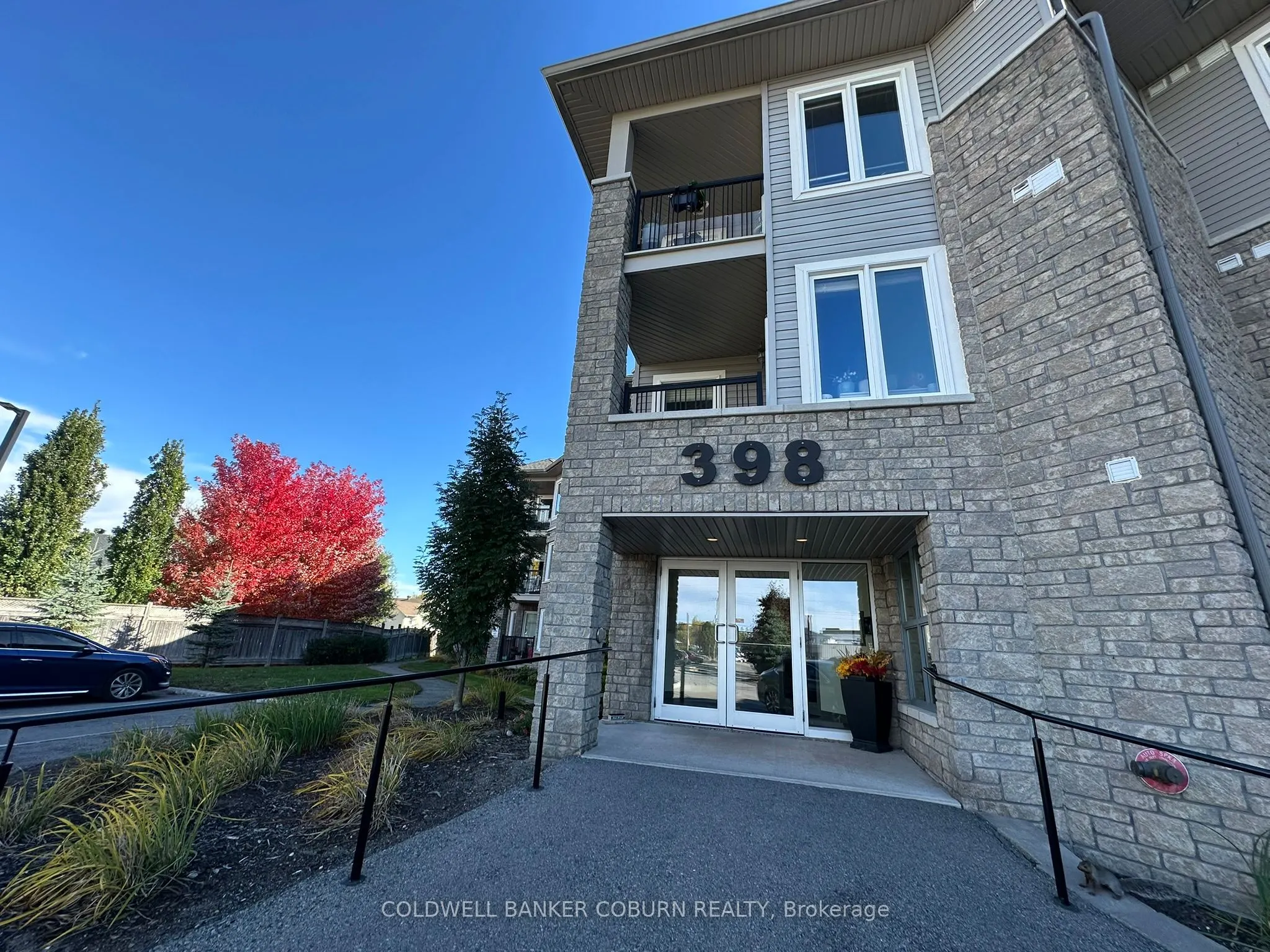 398 Van Buren Street, #301