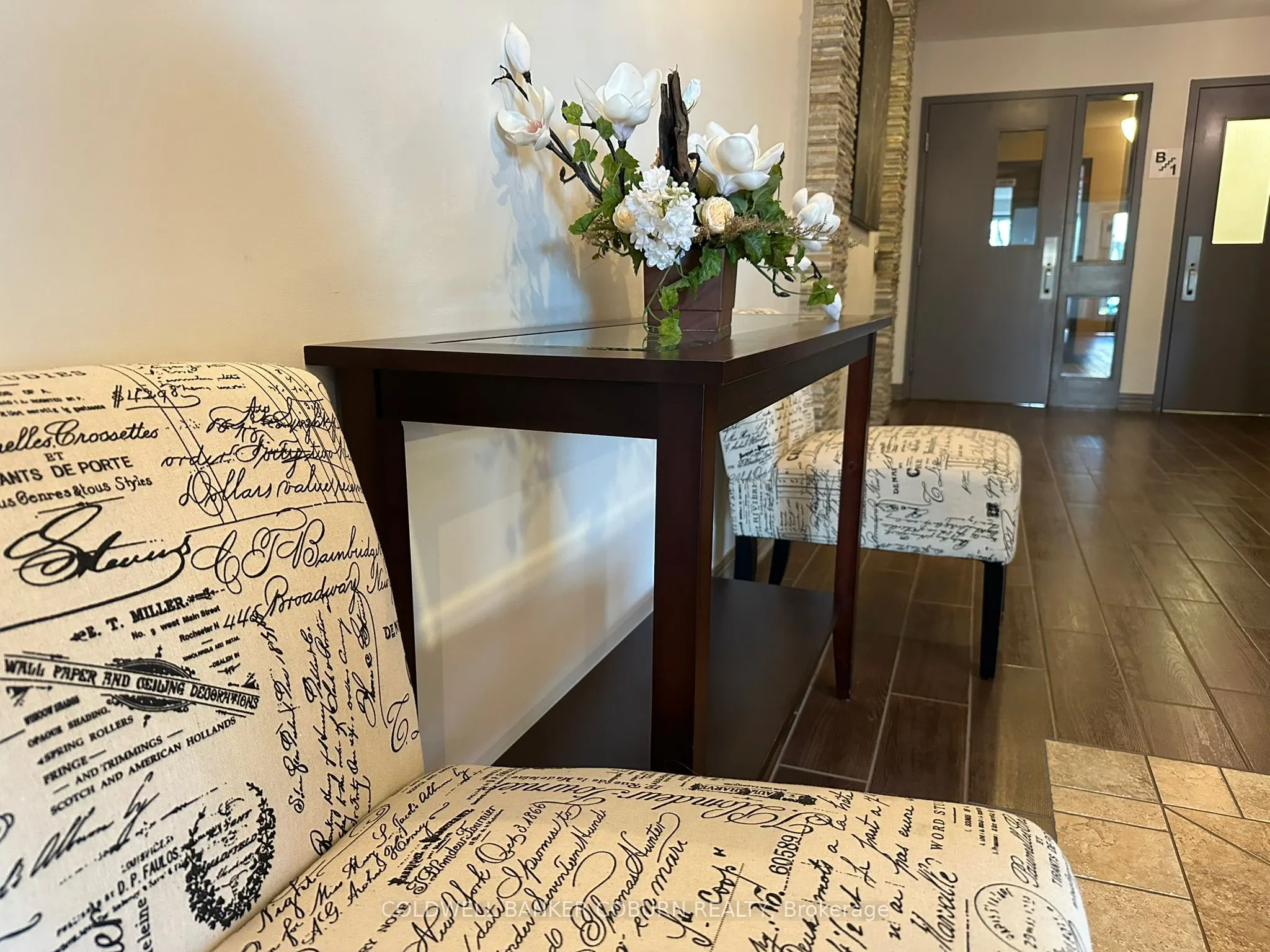 398 Van Buren Street, #301
