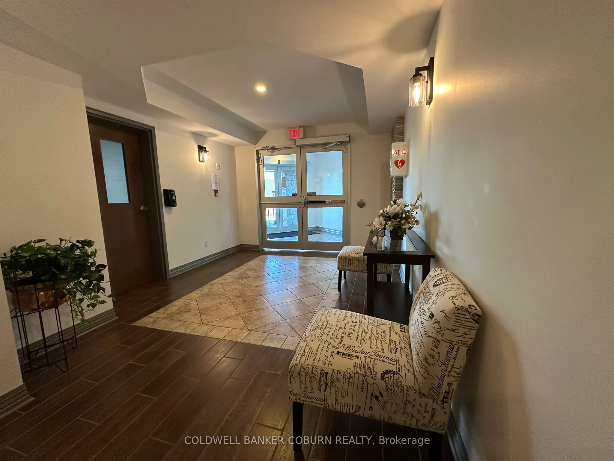 398 Van Buren Street, #301