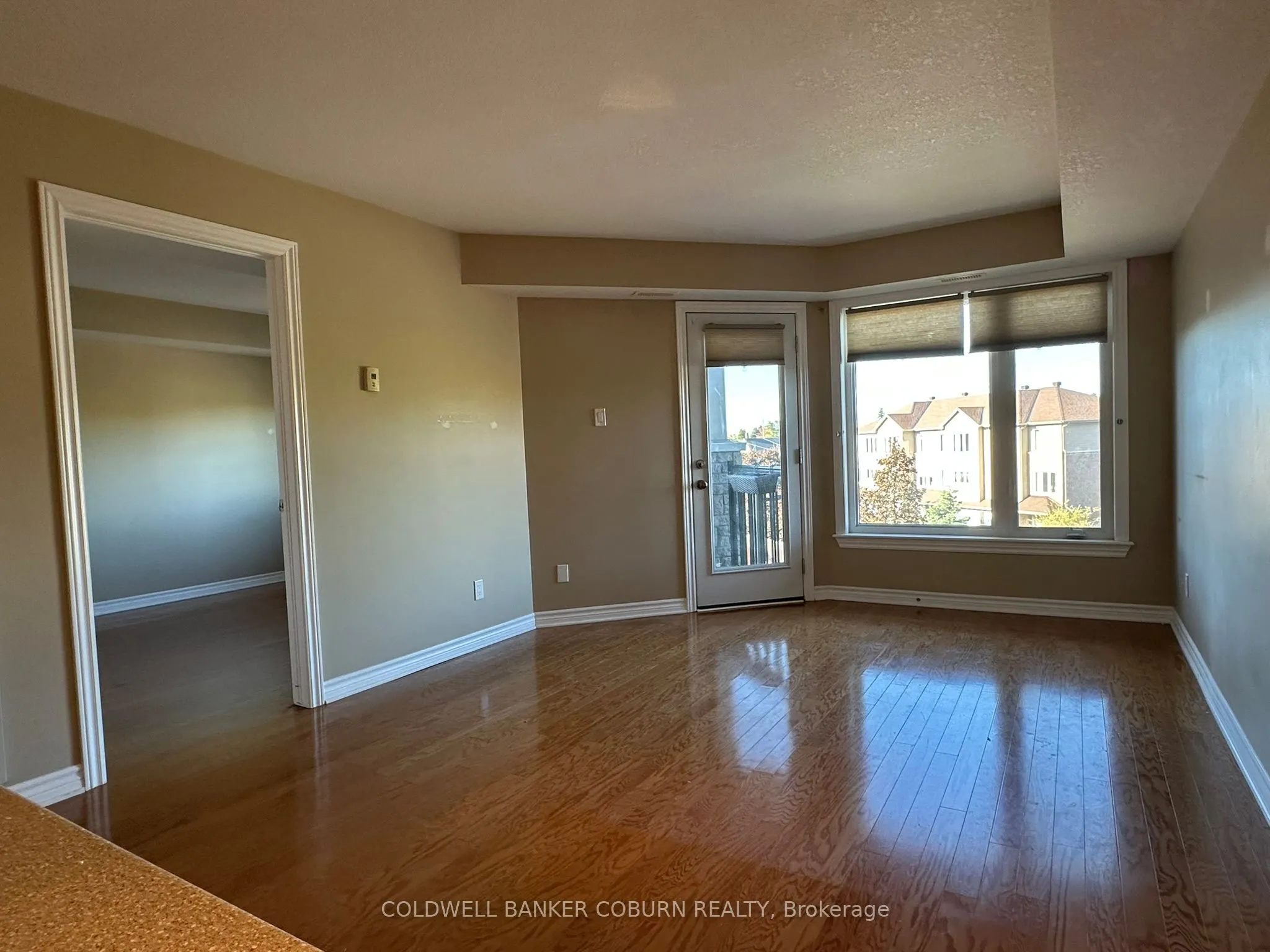 398 Van Buren Street, #301