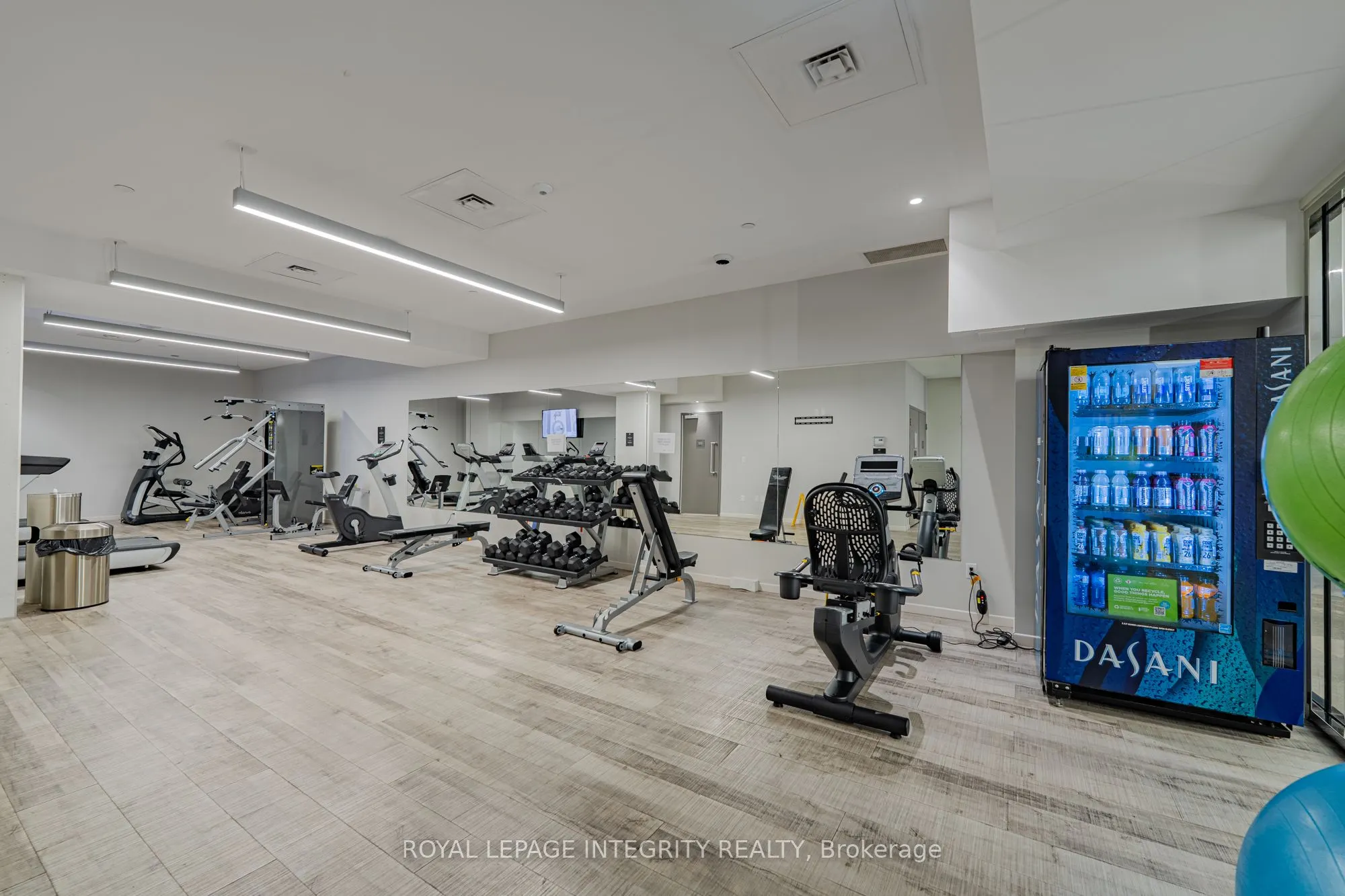 101 Queen Street, #1006