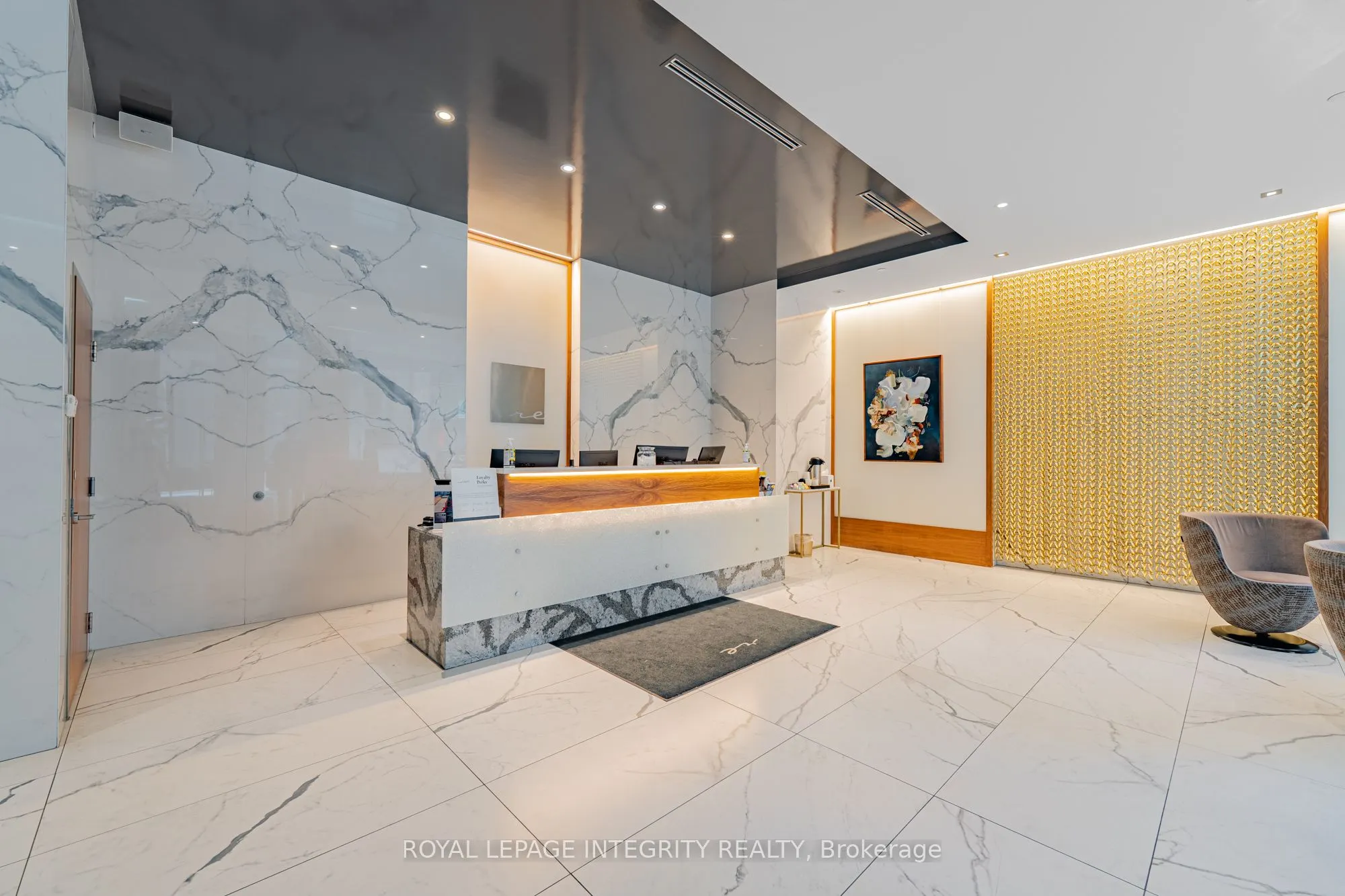 101 Queen Street, #1006