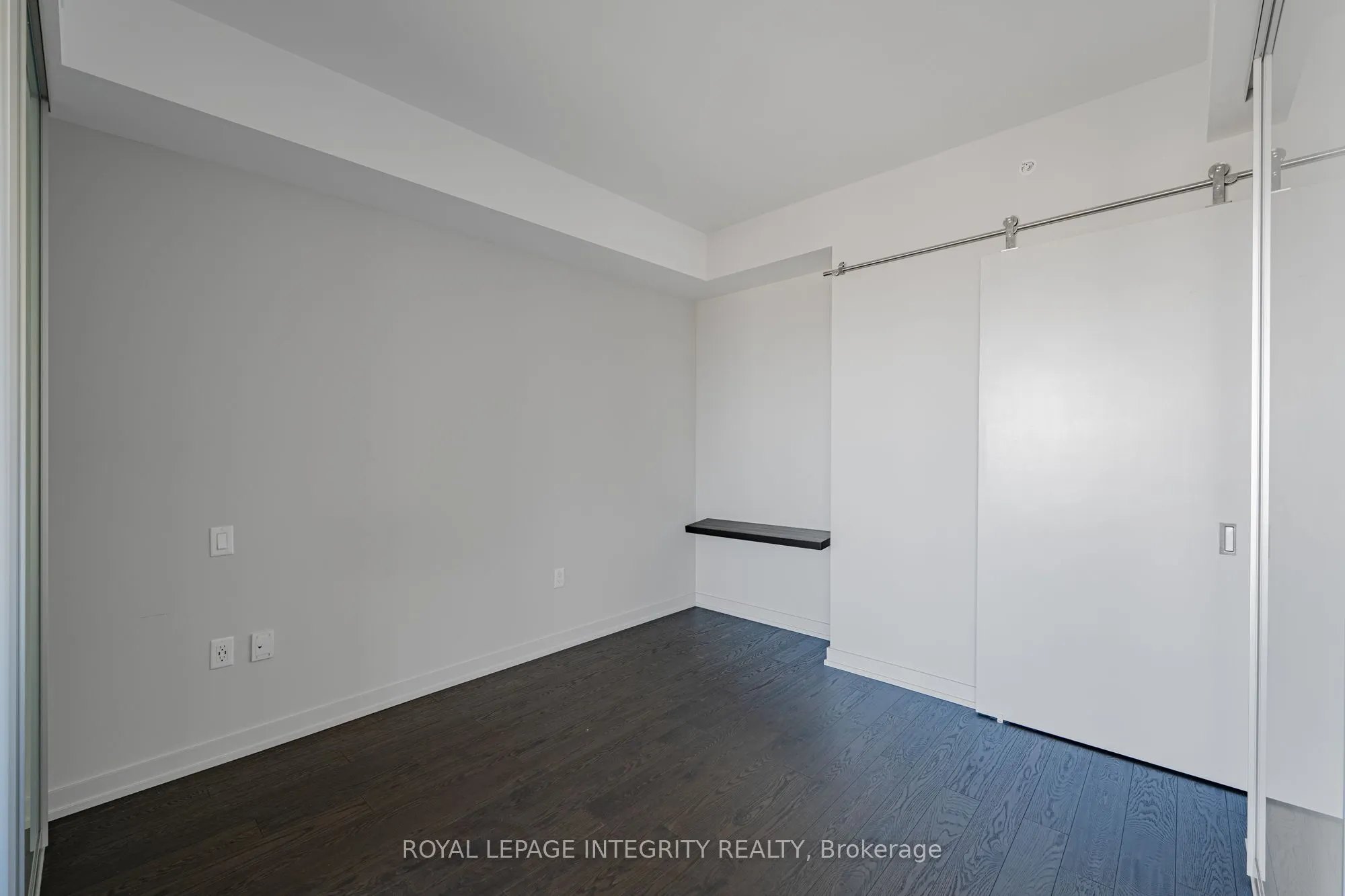 101 Queen Street, #1006