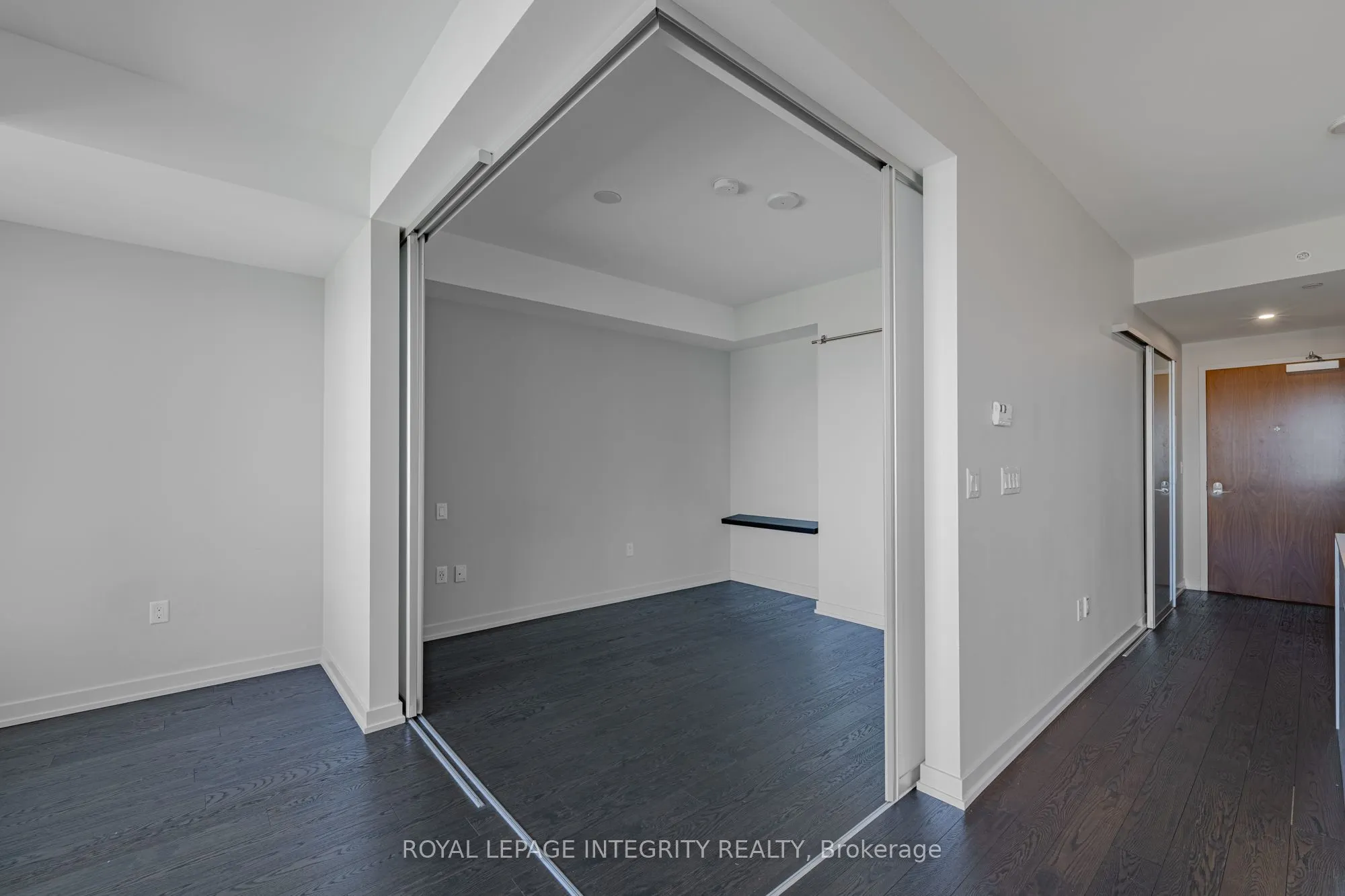 101 Queen Street, #1006