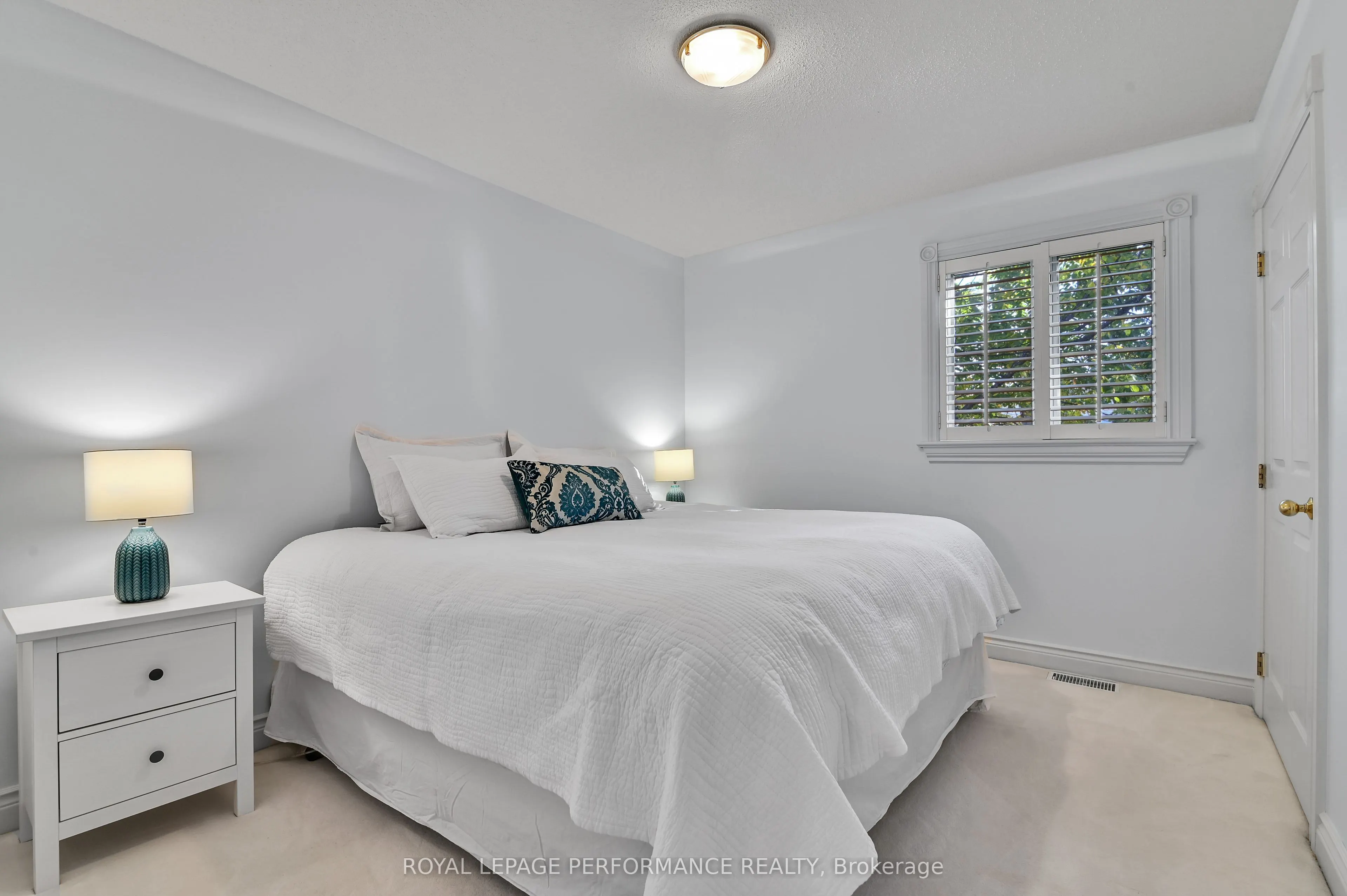190 Sandridge Road