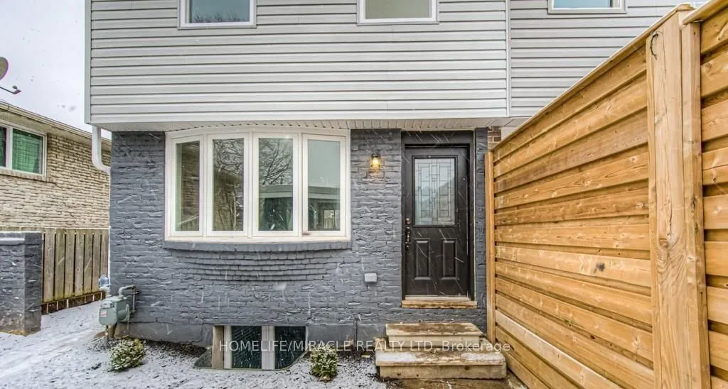 152 Overlea Drive