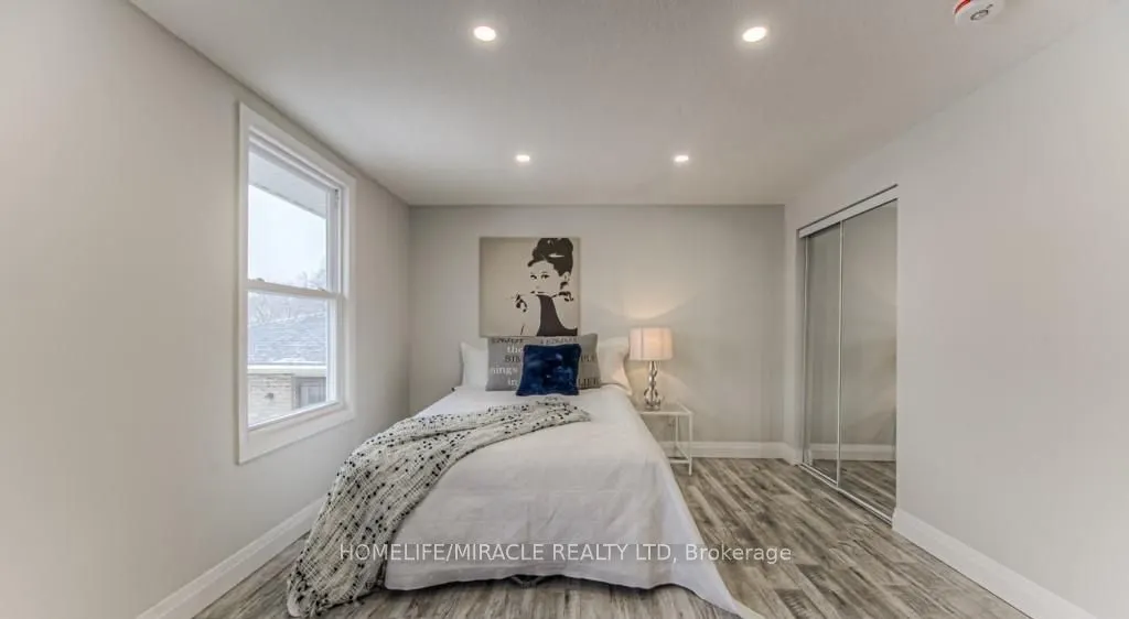 152 Overlea Drive