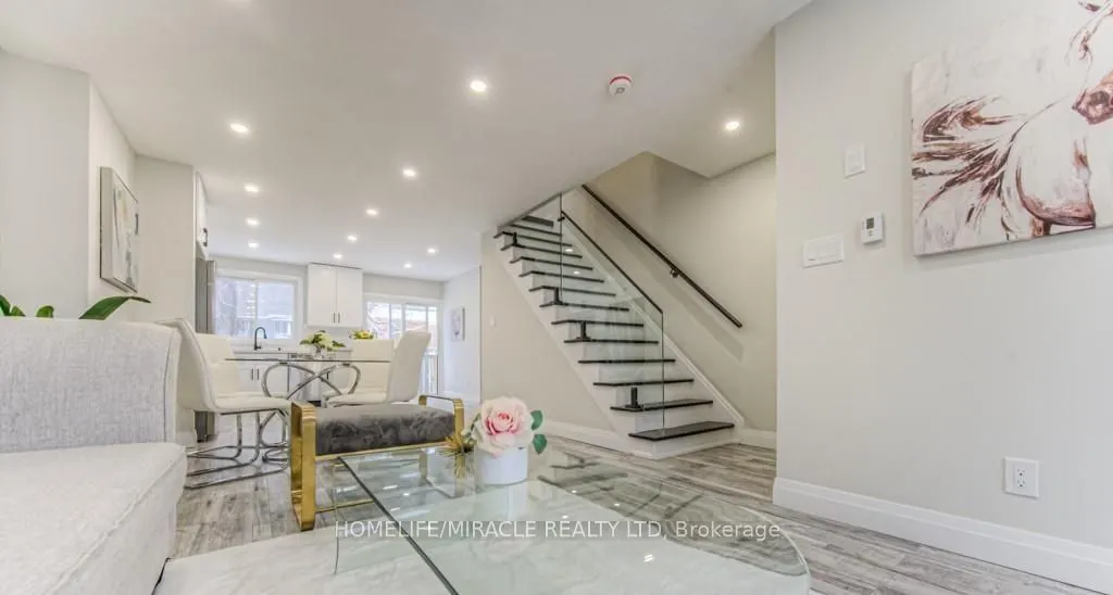 152 Overlea Drive