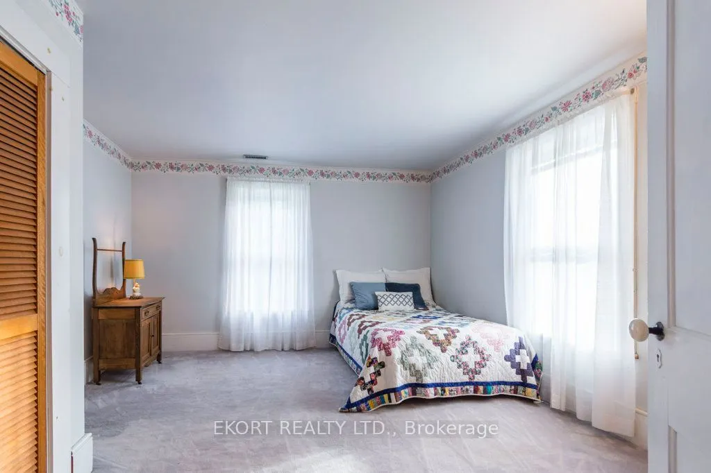 2422 County Rd 3 Road