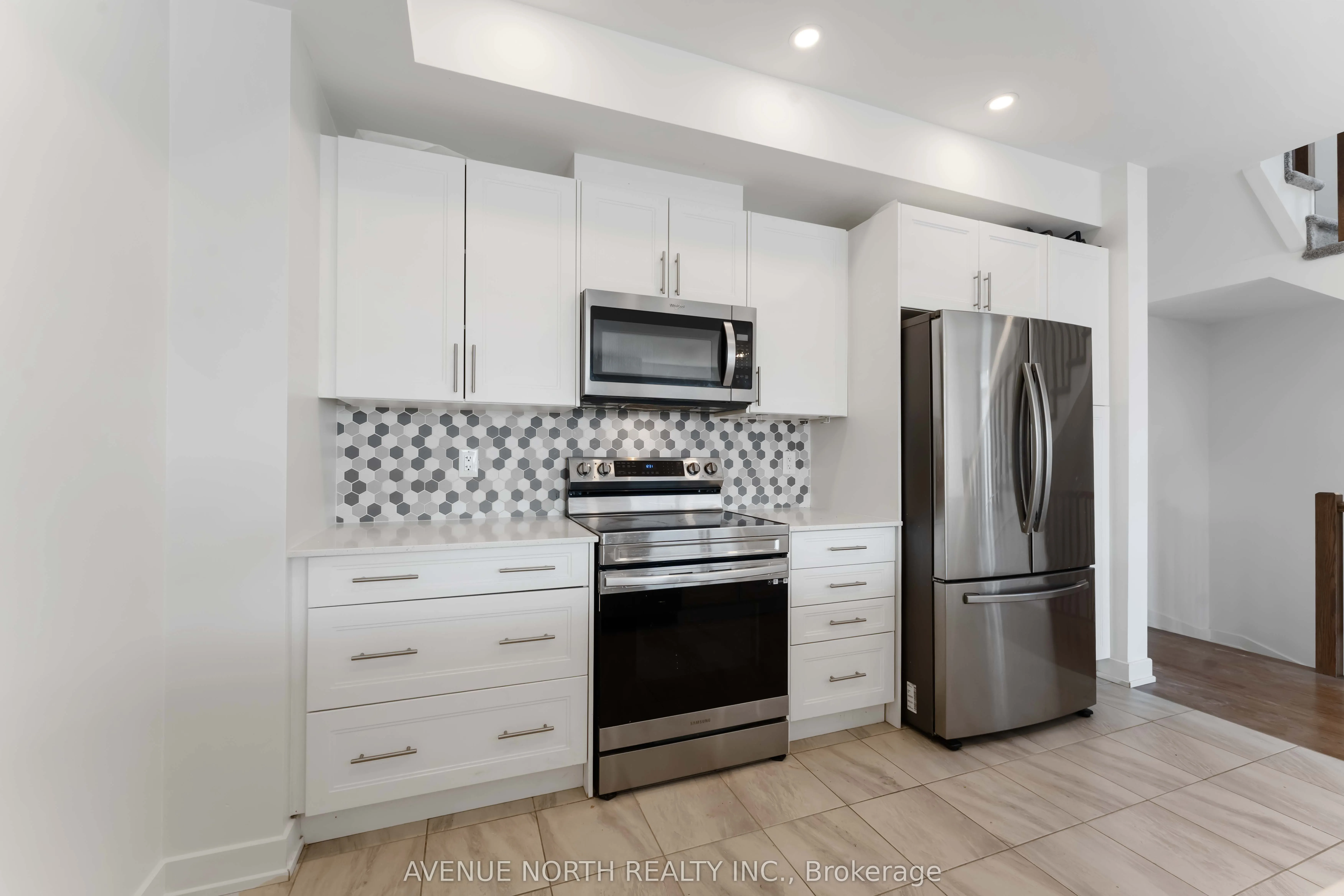 870 Anciano Crescent