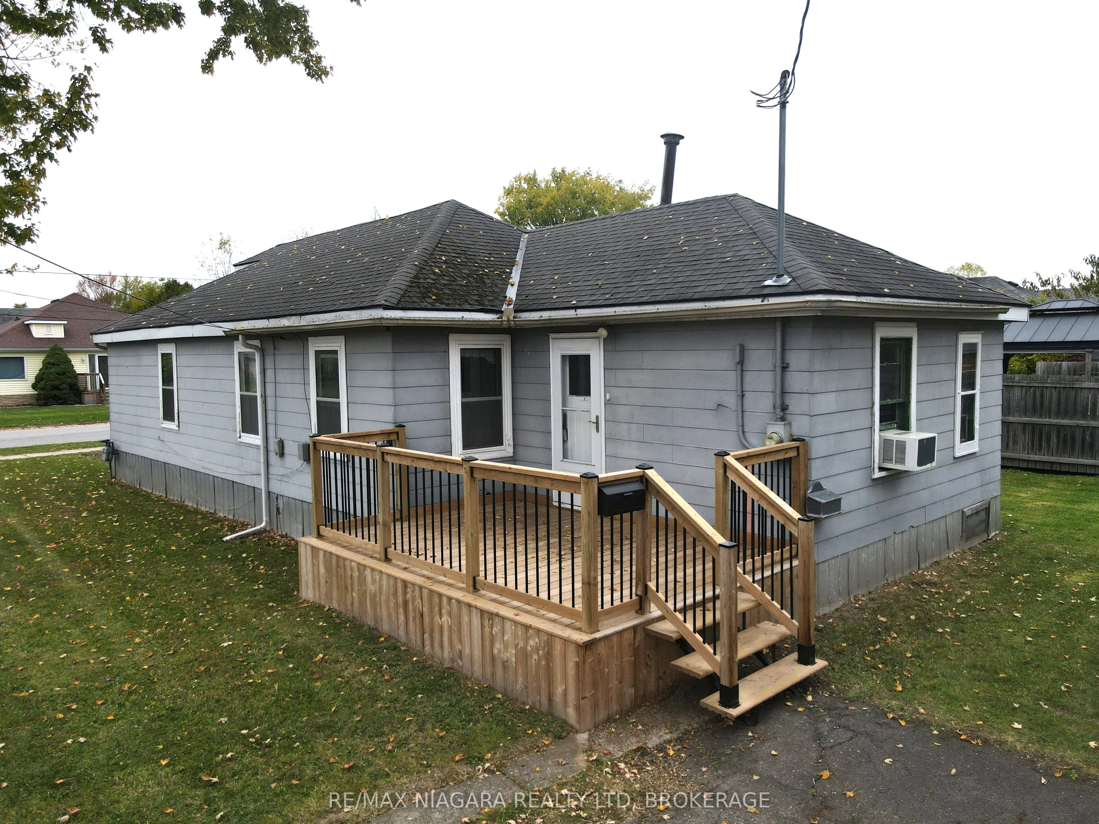 59 Radford Avenue