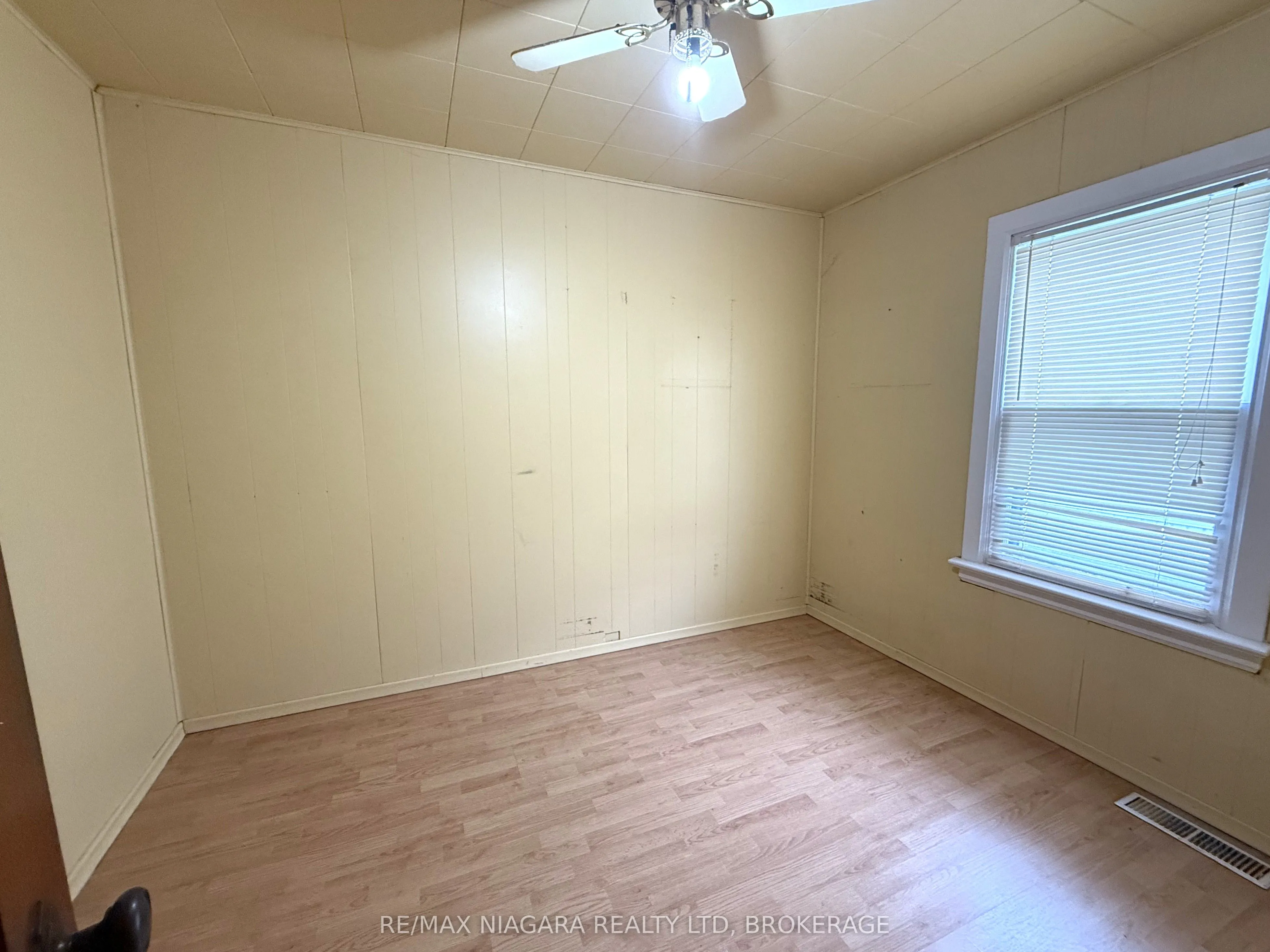 59 Radford Avenue